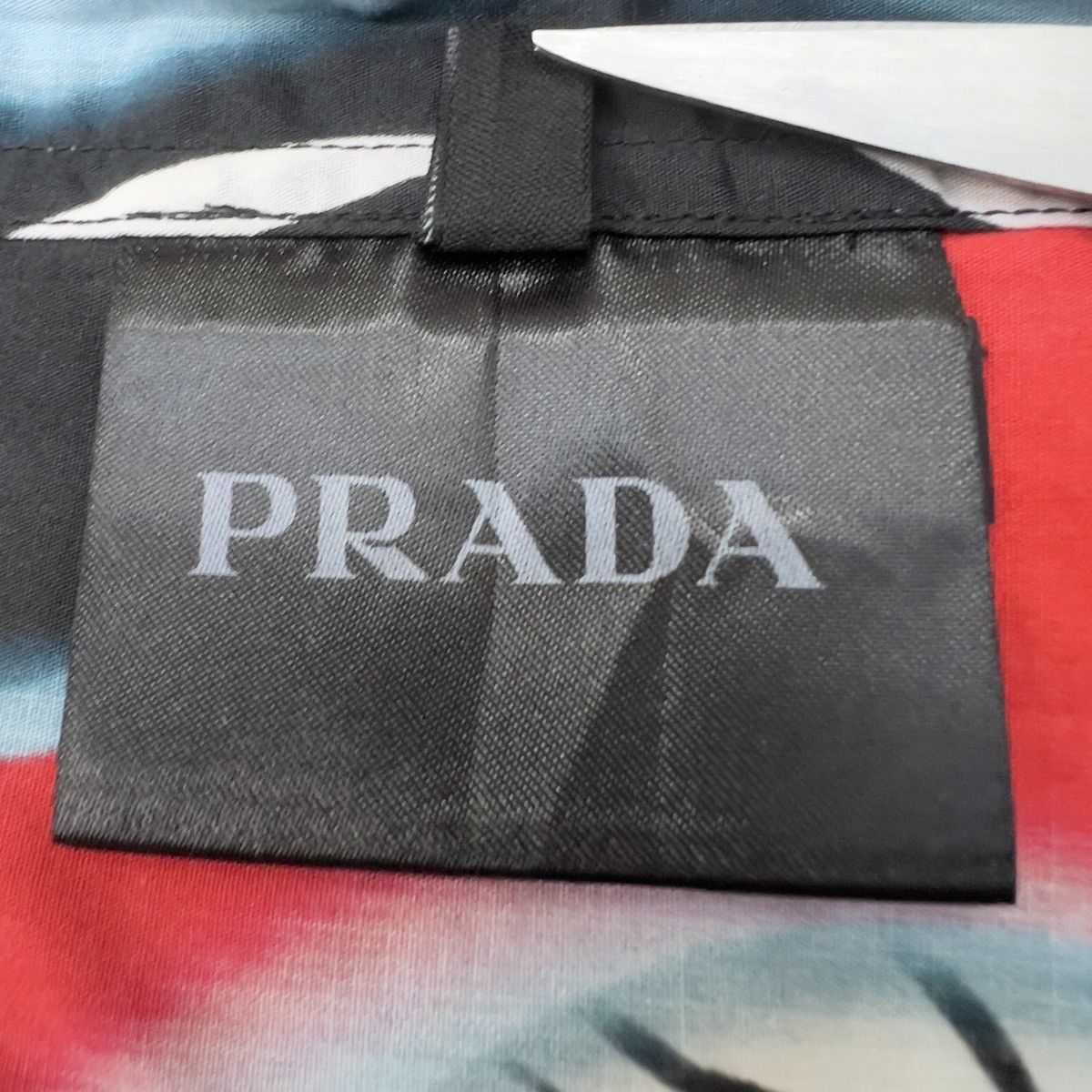 Prada Prada SS18 Dahlia Flames Poplin Shirt Size US L / EU 52-54 / 3 - 9 Thumbnail
