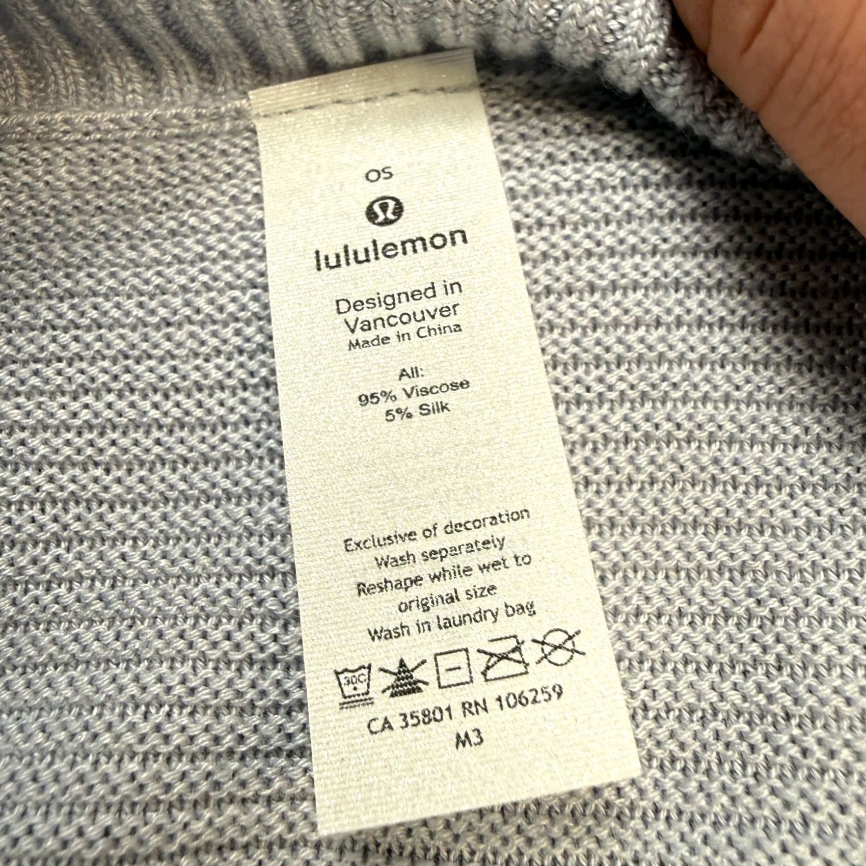 Lululemon Lululemon Forward Flow Poncho Womens One Size Light Blue Silk Blend Viscose Cape Pullover Kimono Sleeve Casual Travel Fall Winter Spring Summer Size ONE SIZE - 4 Thumbnail