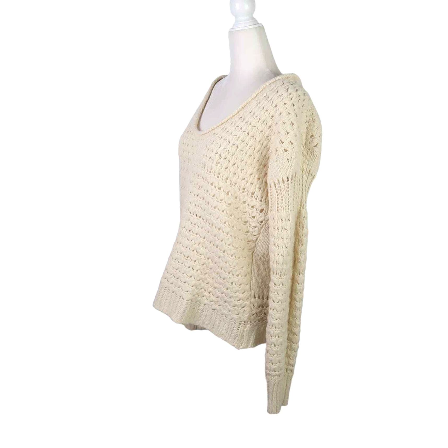 Free People VINTAGE Free People cream crochet knit v-neck wool blend pullover sweater S Women Long Sleeve Casual Pullover 26" Length Size S / US 4 / IT 40 - 3 Thumbnail