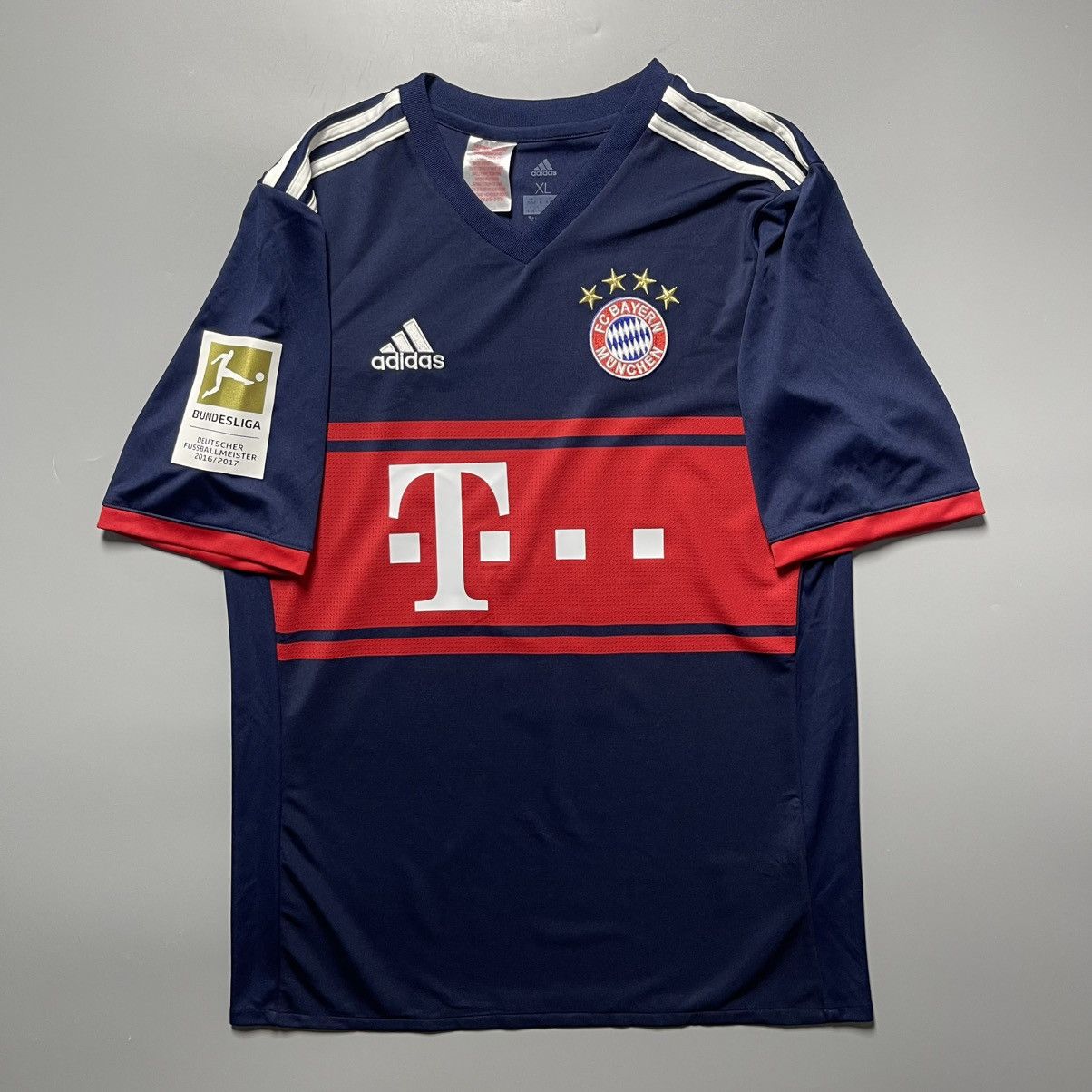Adidas XL KIDS SIZE BAYERN ADIDAS 2017/2018 SOCCER JERSEY #11 JAMES Size US XS / EU 42 / 0 - 2 Thumbnail