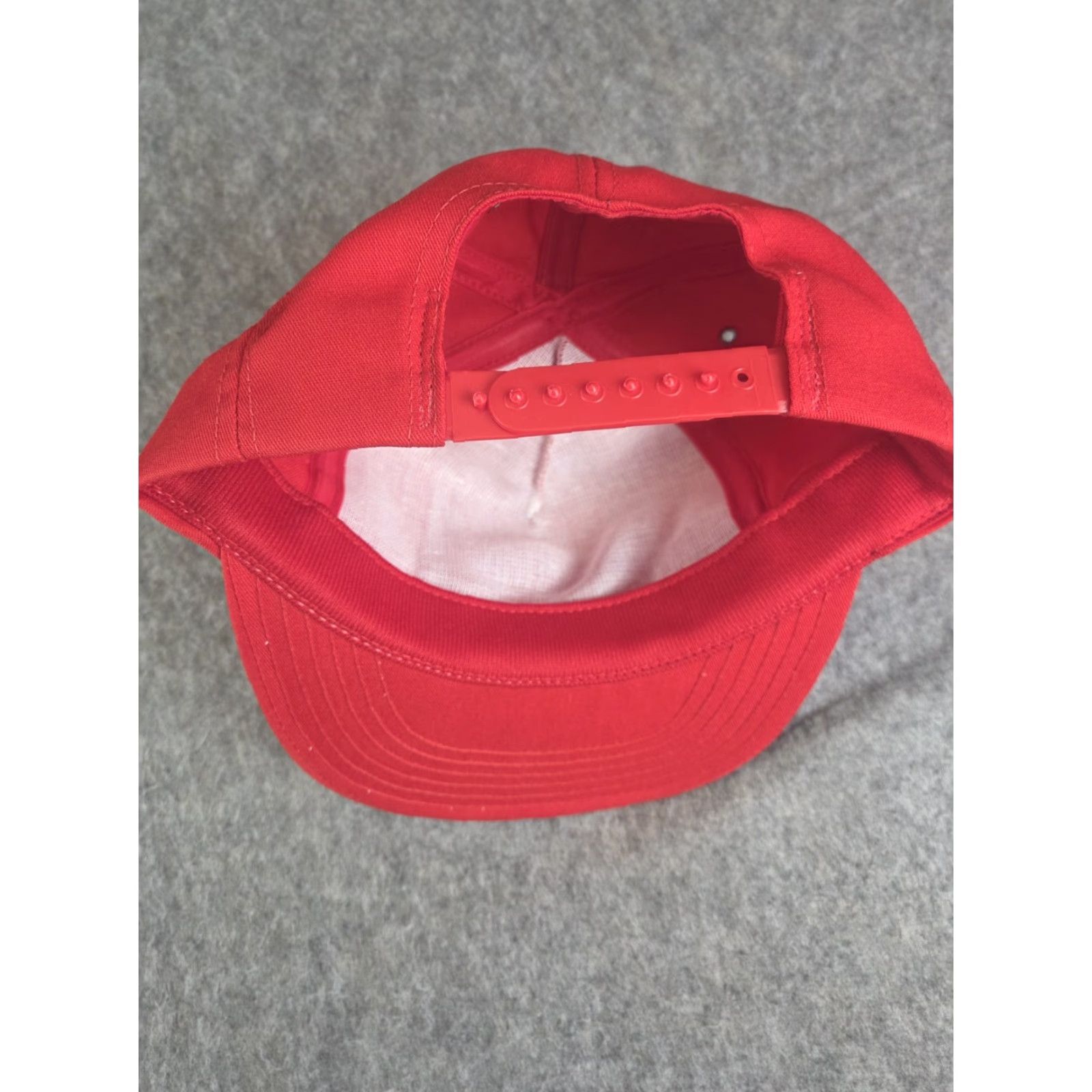 Vintage VINTAGE GMC Patch Red SnapBack Hat Made In USA Hat Men One Size Red USA Snapback Mens GMC Patch Vintage USA Theme Size ONE SIZE - 3 Thumbnail