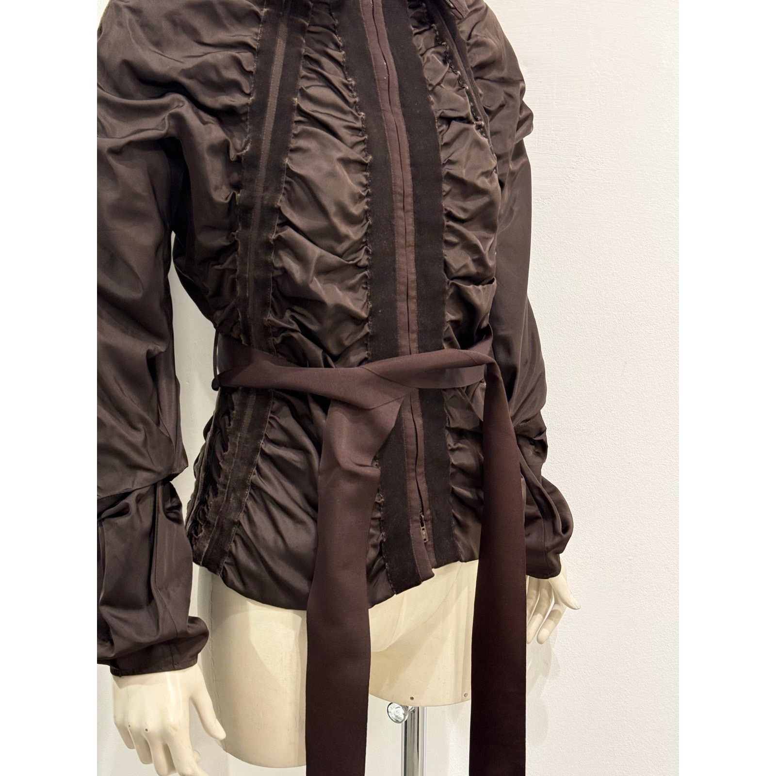 Saint Laurent Paris A/W2002 Yves Saint Laurent by Tom Ford ruched velvet jacket Size S / US 4 / IT 40 - 4 Thumbnail