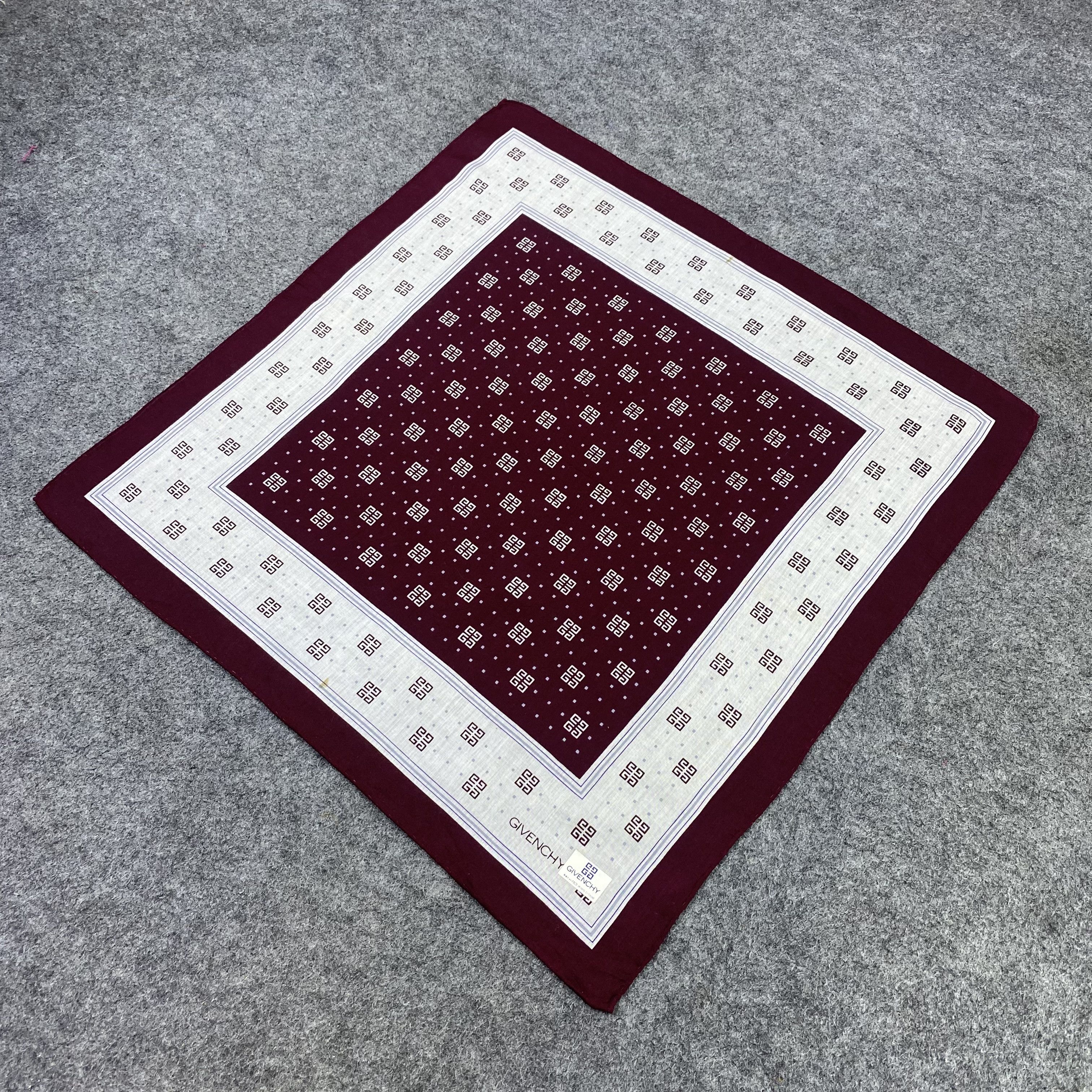 Givenchy Givenchy Handkerchief Neckerchief Bandana-B2071 Size ONE SIZE - 4 Thumbnail