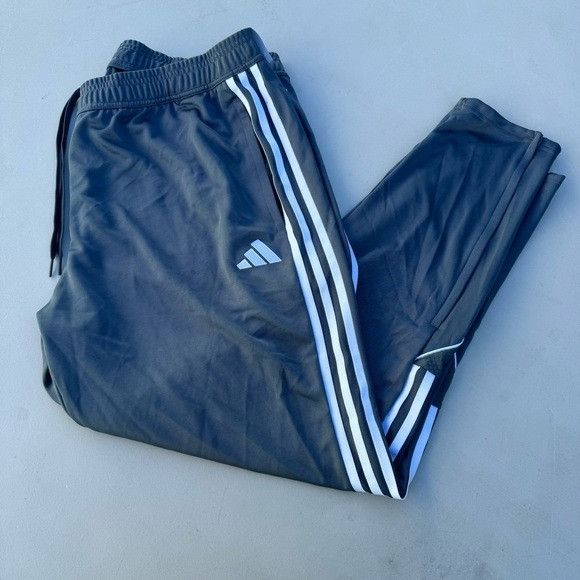 Adidas NWT ADIDAS TIRO 23 FOOTBALL SOCCER GRAY SWEATPANTS SZ 2XL Size US 34 / EU 50 - 1 Thumbnail