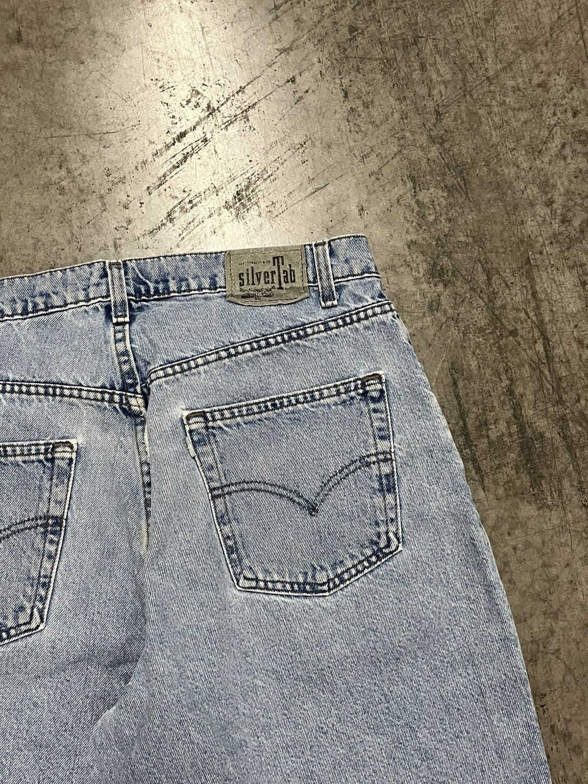Levi's Levi’s silver tab jorts baggy loose fit skater streetwear Size US 34 / EU 50 - 2 Thumbnail