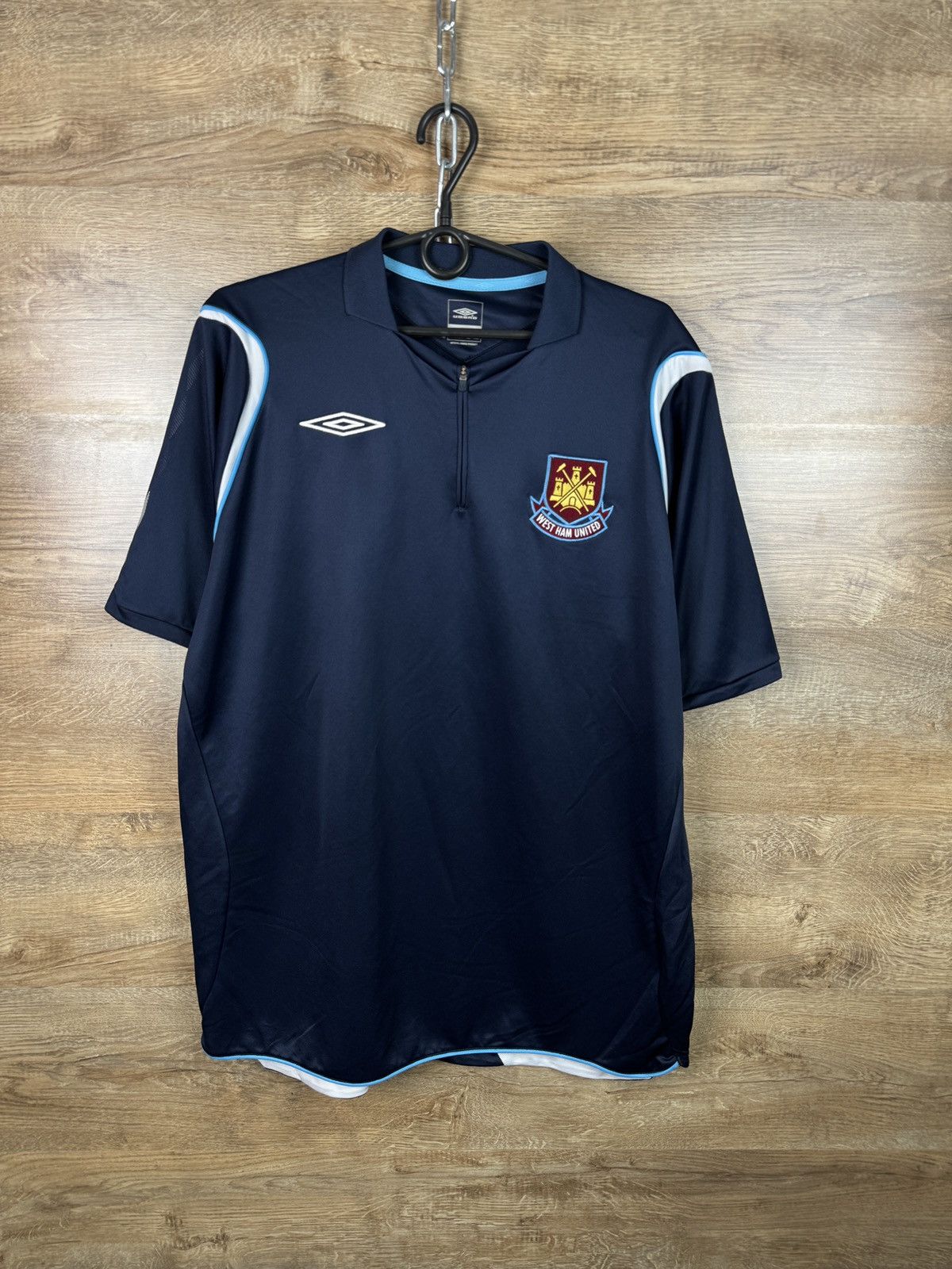 Umbro Mens Vintage Umbro West Ham United T-shirt soccer jersey tee Size US XL / EU 56 / 4 - 2 Thumbnail