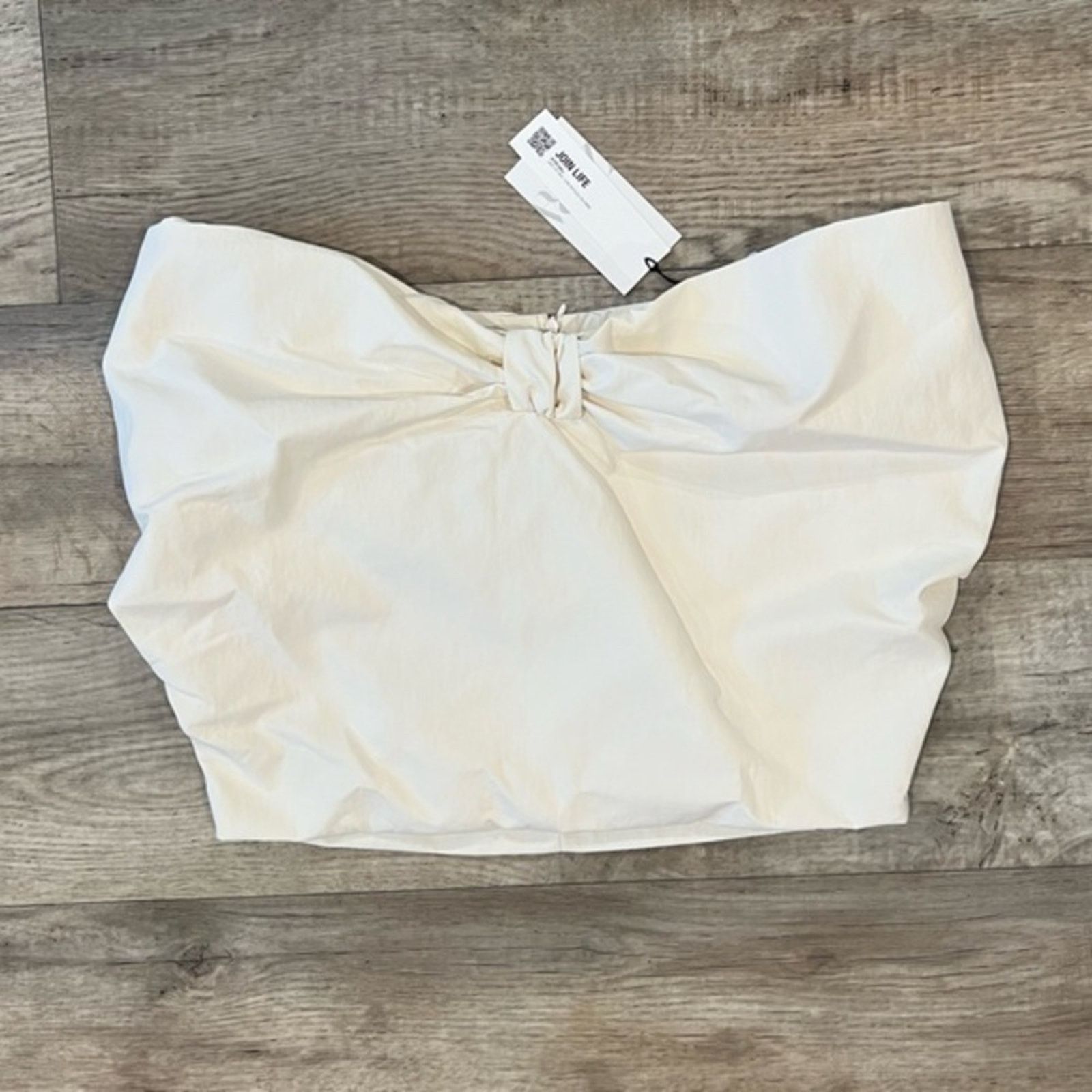 Zara Zara Bow Detail Mini Skirt Sculptural High Waisted Statement Size 27" / US 4 / IT 40 - 18 Thumbnail