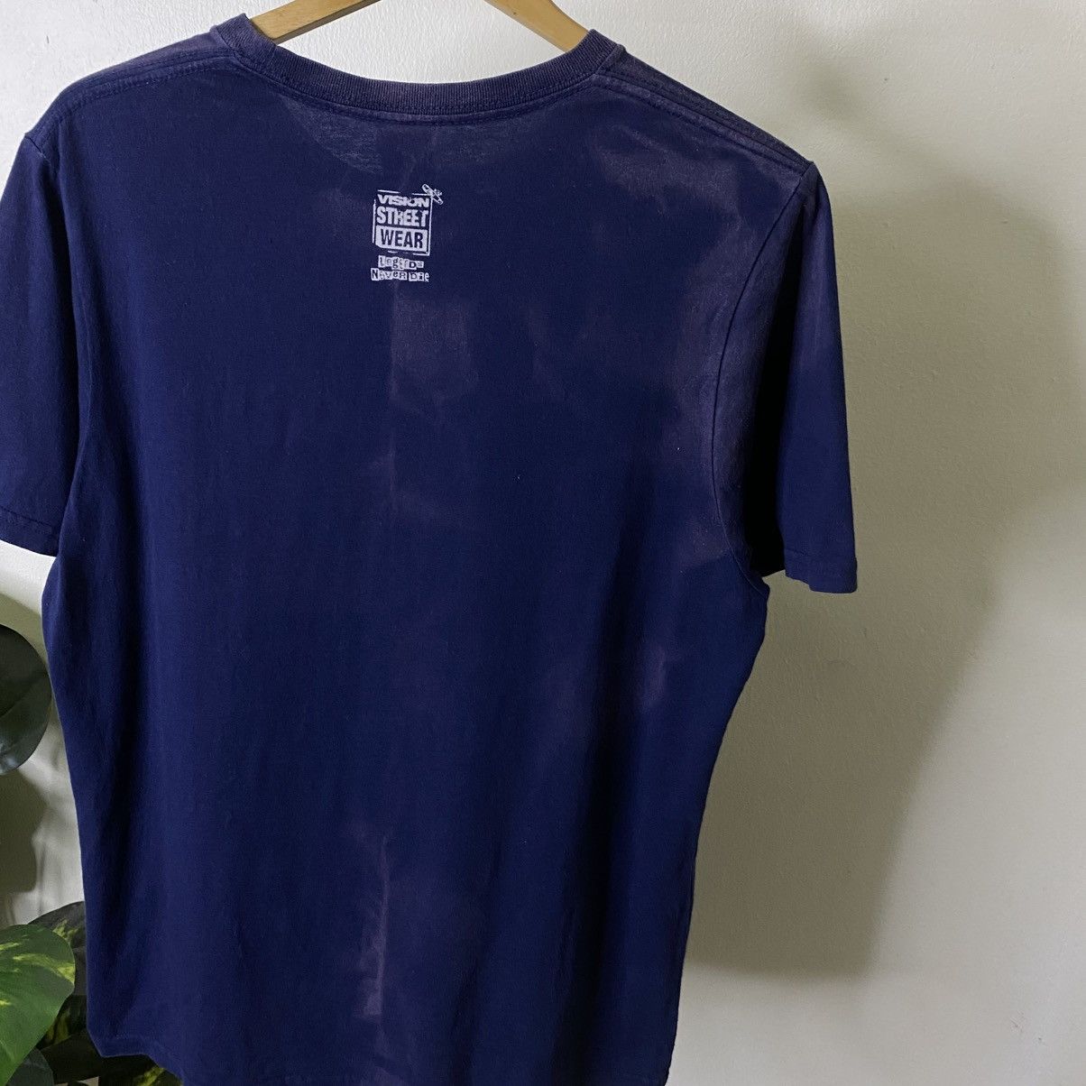 Vision Streetwear Vintage 2000s Vision Streetwear Skateboard Skater T Shirt Size US L / EU 52-54 / 3 - 9 Thumbnail