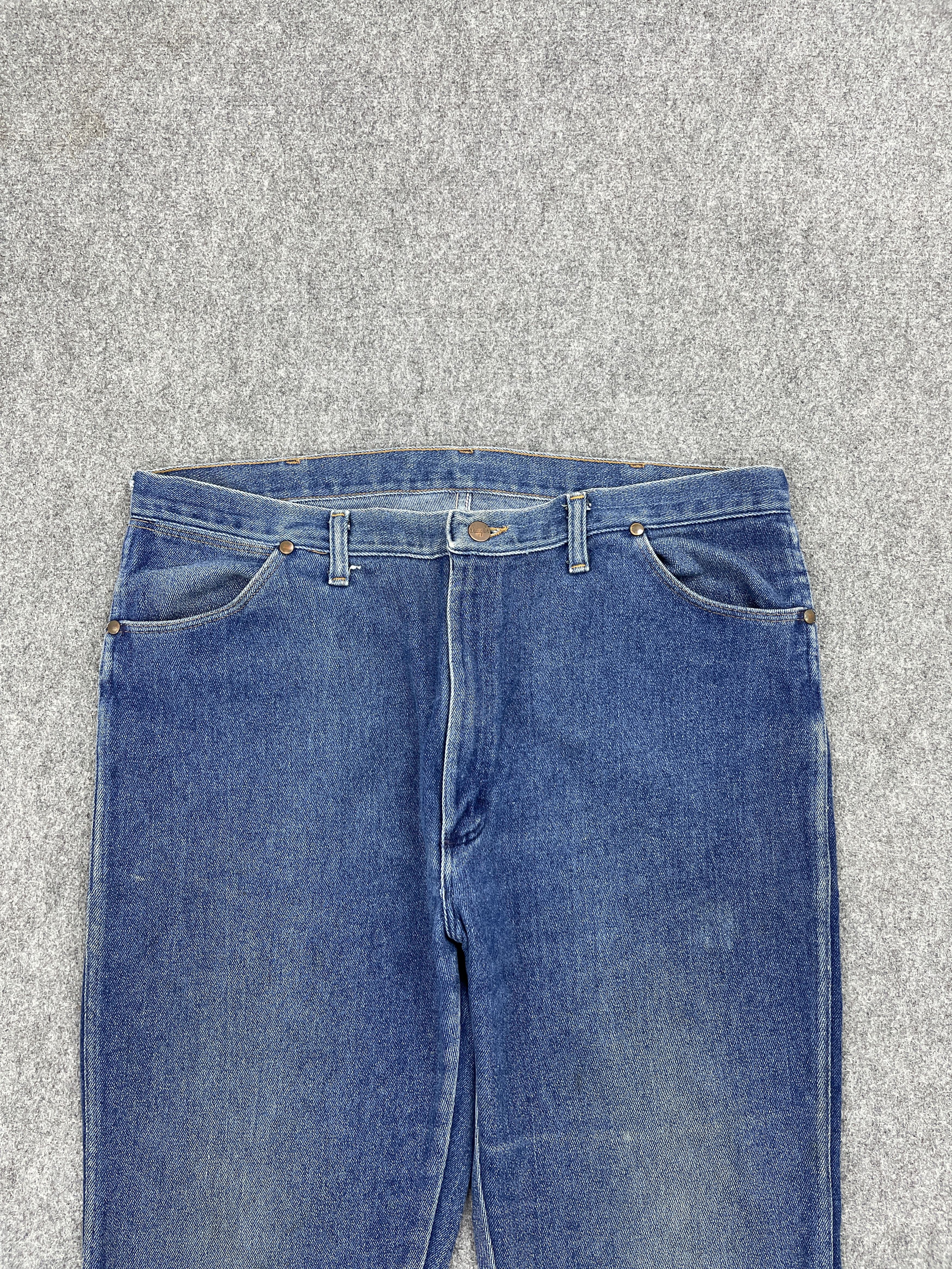 Vintage Vintage Wrangler Blue Denim Bootcut Jeans DP2548 Size US 37 - 2 Thumbnail
