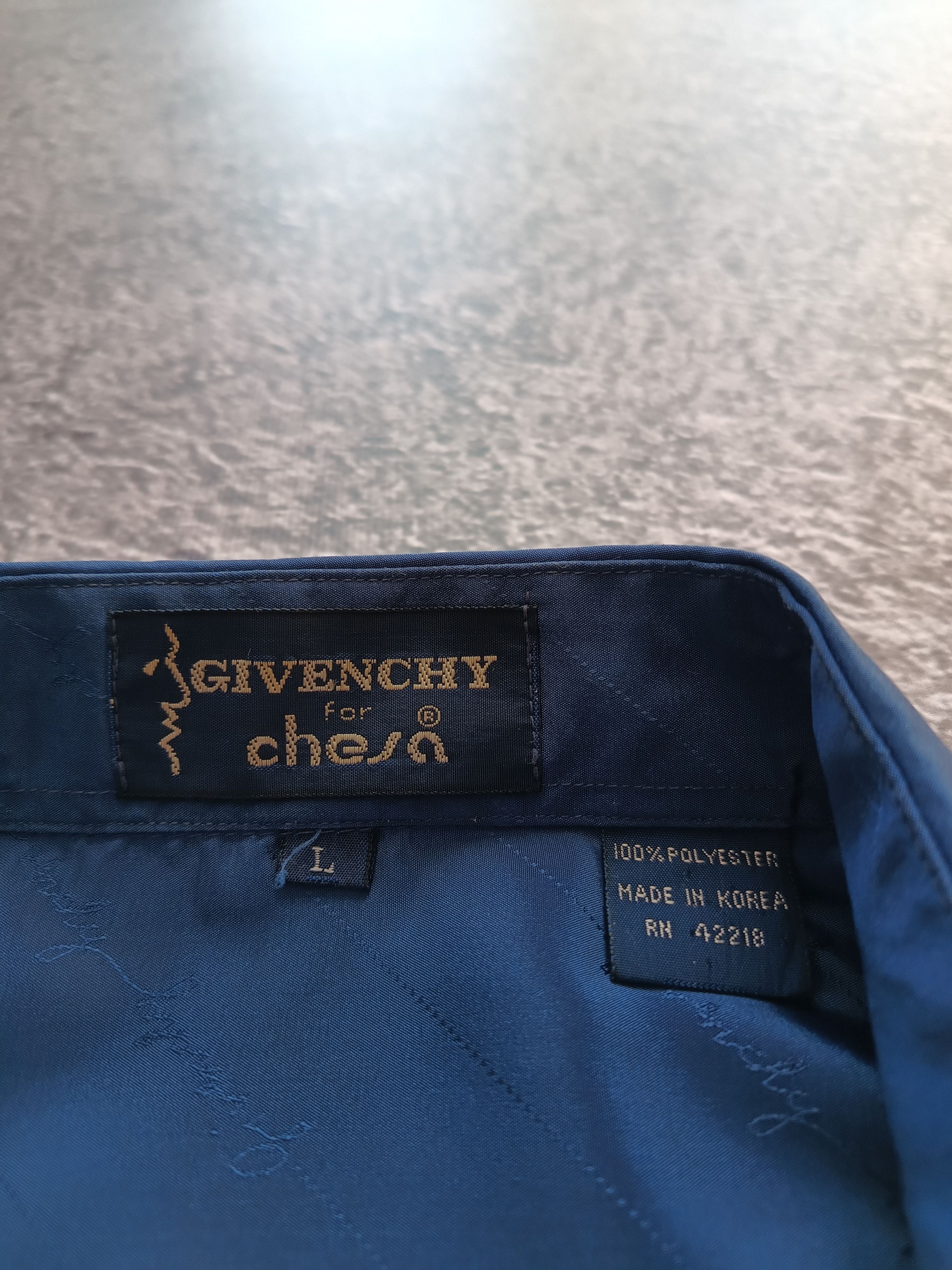 Givenchy × Vintage Vintage 70s Givenchy for Chesa monogram shirt Size US L / EU 52-54 / 3 - 6 Thumbnail