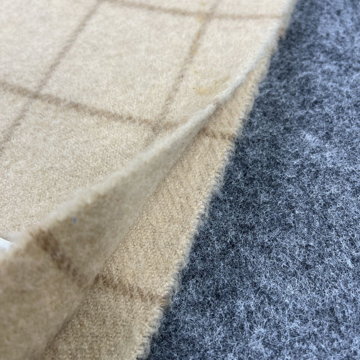 Johnstons Of Elgin × Vintage Johnstons Of Elgin Scarf / Muffler / Neckwear T932 Size ONE SIZE - 8 Thumbnail