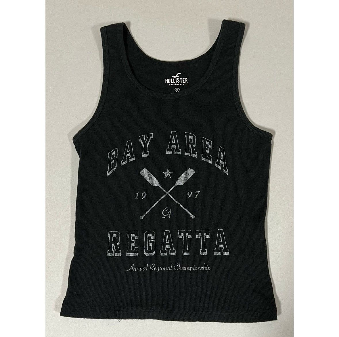 Hollister Black ‘Bay Area: Regatta’ Graphic Tank Top T-Shirt Size S 🖤 Size S / US 4 / IT 40 - 1 Thumbnail