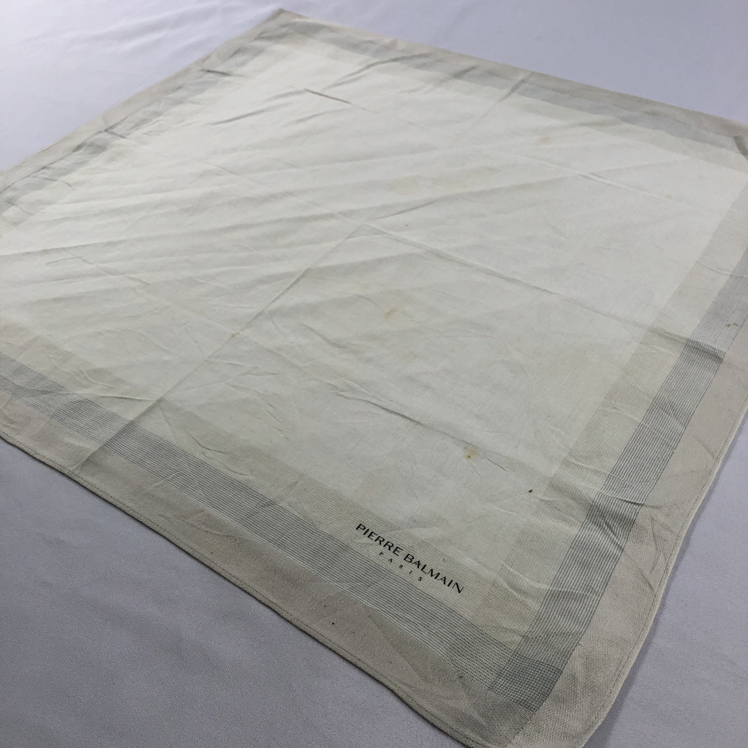 Vintage Pierre Balmain Handkerchief / Neckerchief / Bandana Size ONE SIZE - 4 Thumbnail