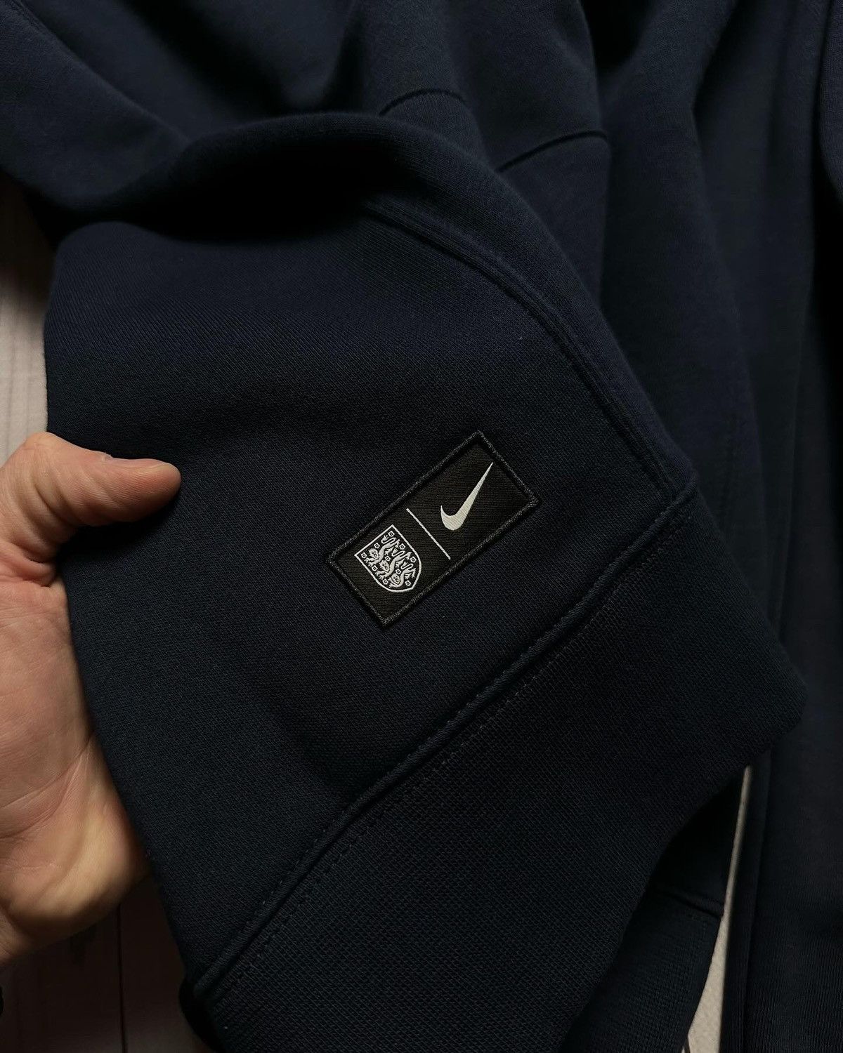 Nike Nike England soccer tracksuit size ,L Size US L / EU 52-54 / 3 - 7 Thumbnail