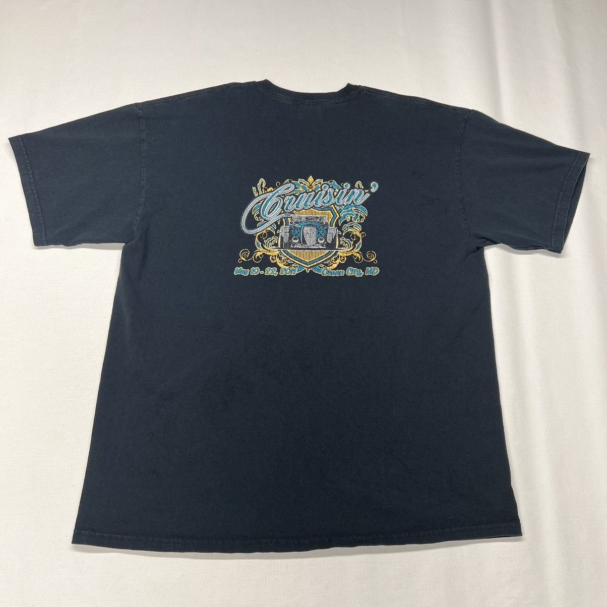 Gildan × Vintage Car Tee Shirt Black Hot Rod Auto Cruisin 2011 Graphic Y2K Size US XL / EU 56 / 4 - 1 Thumbnail