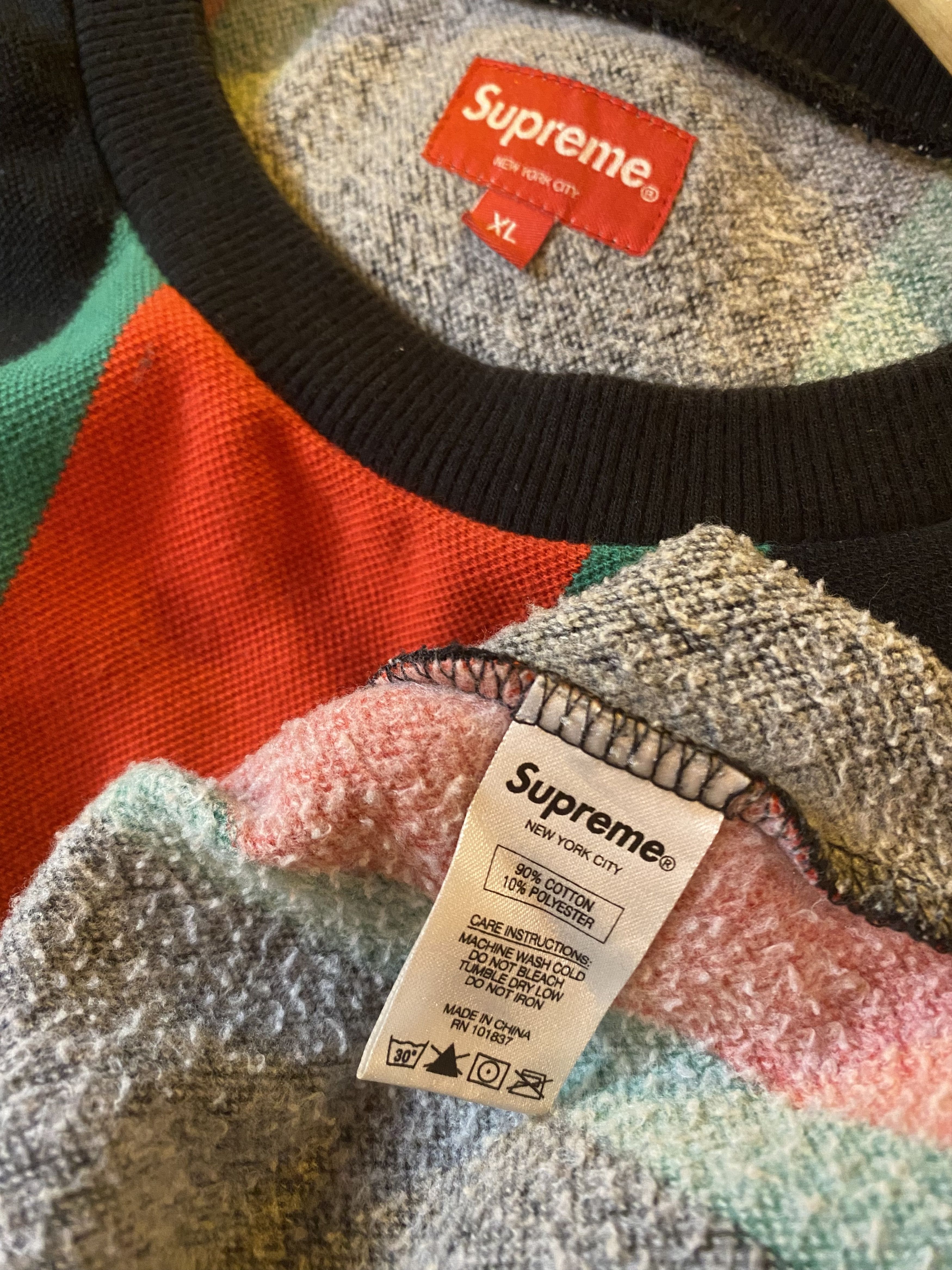 Supreme FW2017 Supreme Gucci Style Vertical Striped Pique Crewneck Size US XL / EU 56 / 4 - 7 Thumbnail