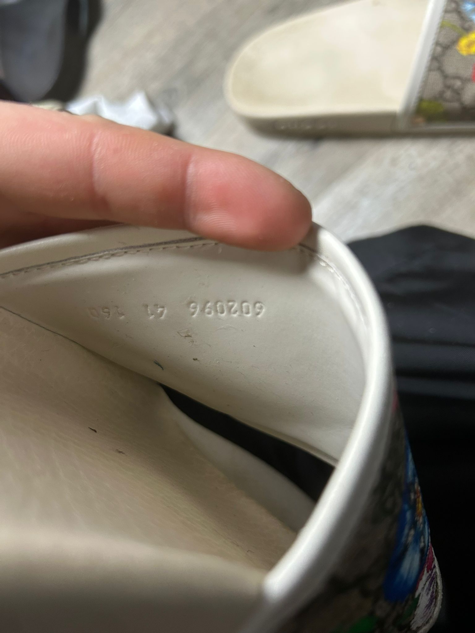 Gucci 2017 Gucci Ghost Slide 'Star Print Blue' Size US 8 / EU 41 - 6 Thumbnail