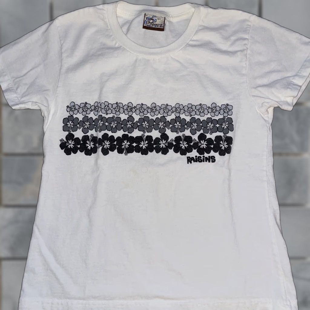Vintage VINTAGE Raisins T-Shirt White S Hawaiian Men Small Size US S / EU 44-46 / 1 - 1 Thumbnail