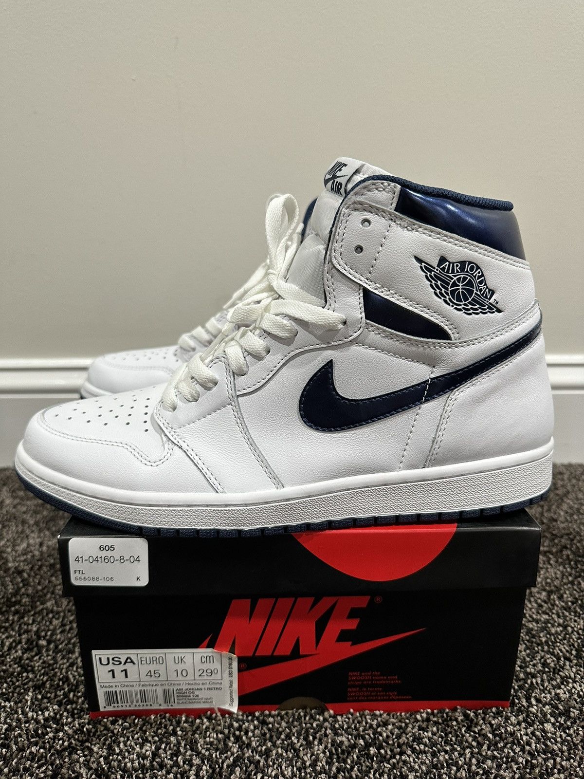 Jordan Brand × Nike Air Jordan Retro 1 High OG Metallic Navy White Sneakers Size US 11 / EU 44 - 4 Thumbnail