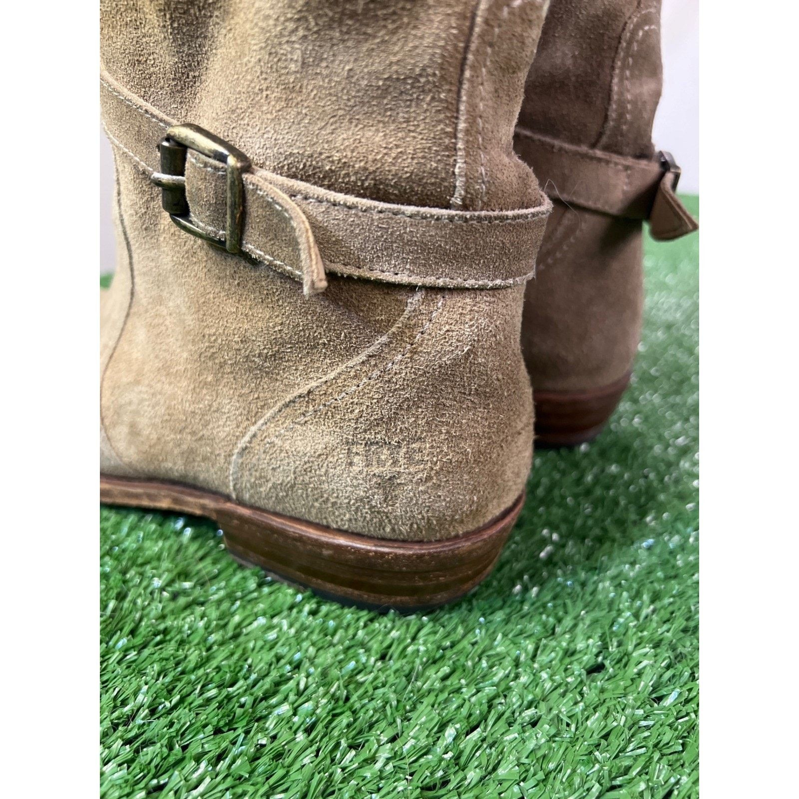 Frye Frye Dorado 77562 Button Back Zip Tall Suede Boots Womens 7 Size US 7 / IT 37 - 2 Thumbnail