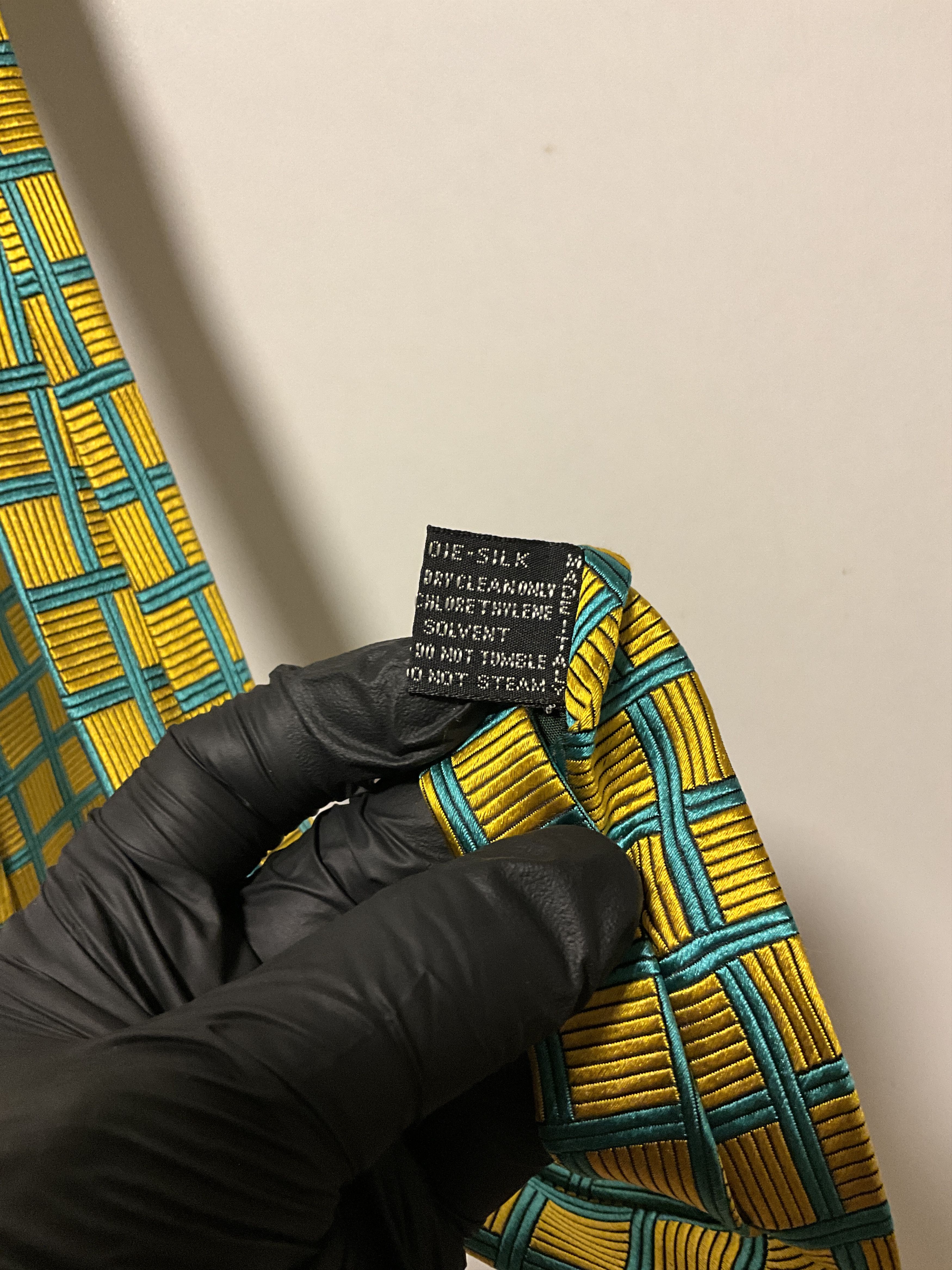 Versace × Vintage Gianni Versace vintage silk gold tie Size ONE SIZE - 6 Thumbnail