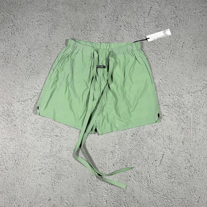 Fear of God Fear of God Season 6 reflective streamer shorts Size US 30 / EU 46 - 1 Thumbnail