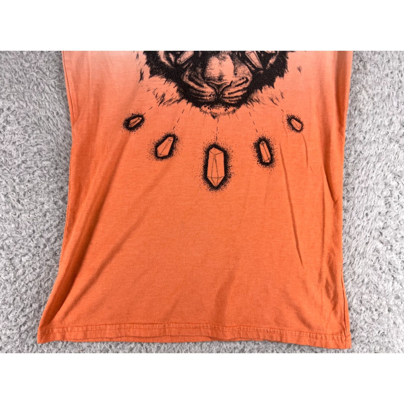 Burton VINTAGE Burton Shirt Womens Small Beige Orange Fade Bengal Tiger V-Neck Made in USA Size S / US 4 / IT 40 - 6 Thumbnail