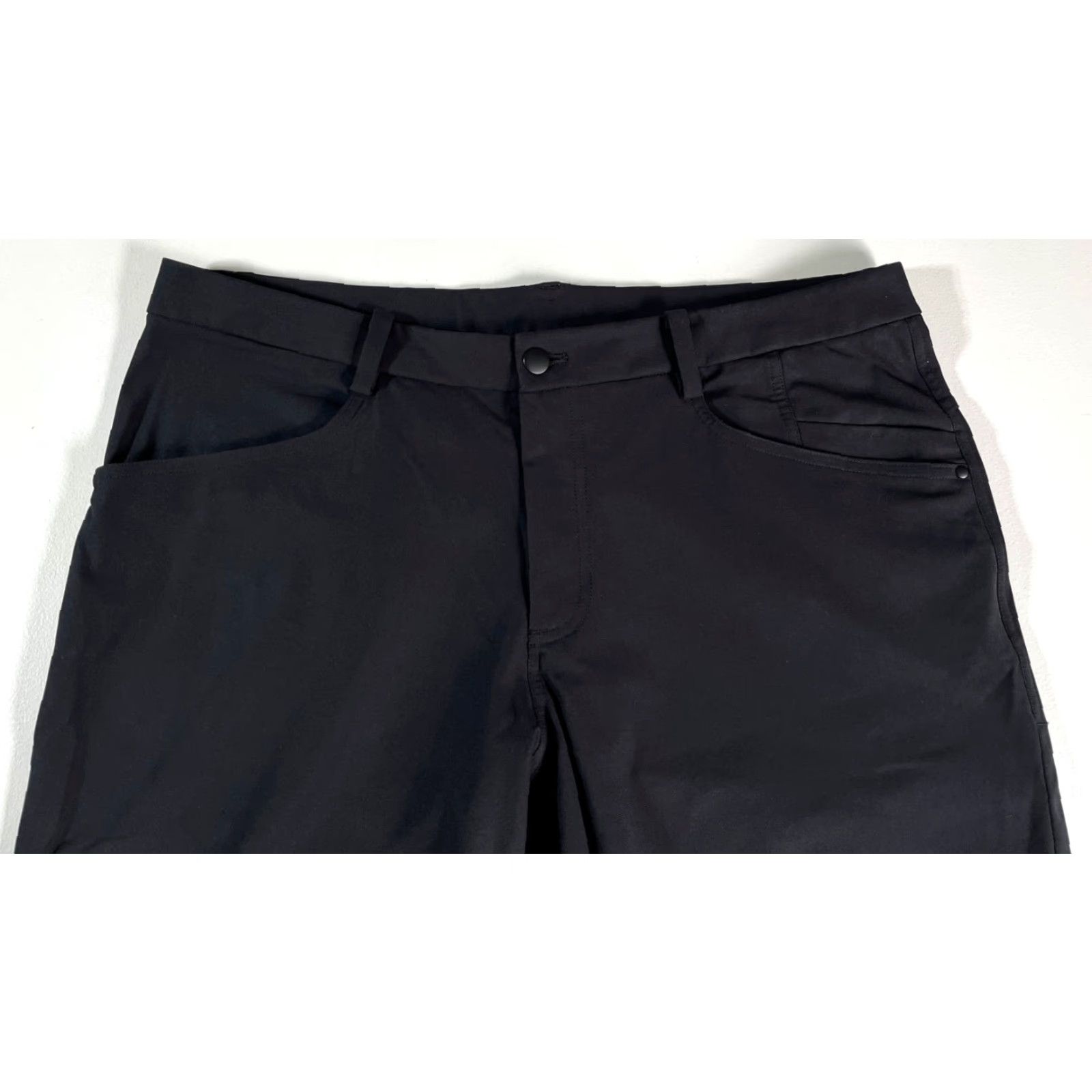Lululemon Lululemon Men's ABC Pants Black 38x31 Chino Straight Belt Loops 10-12 Mid Rise Casual Designed City Preppy Pants Mens Black ABC Model Vintage? Size US 38 / EU 54 - 3 Thumbnail