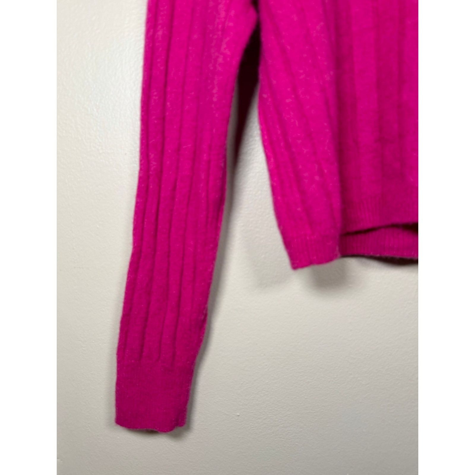NAADAM NWOT Naadam Lightweight Cashmere Ribbed Cropped Sweater S Size S / US 4 / IT 40 - 4 Thumbnail