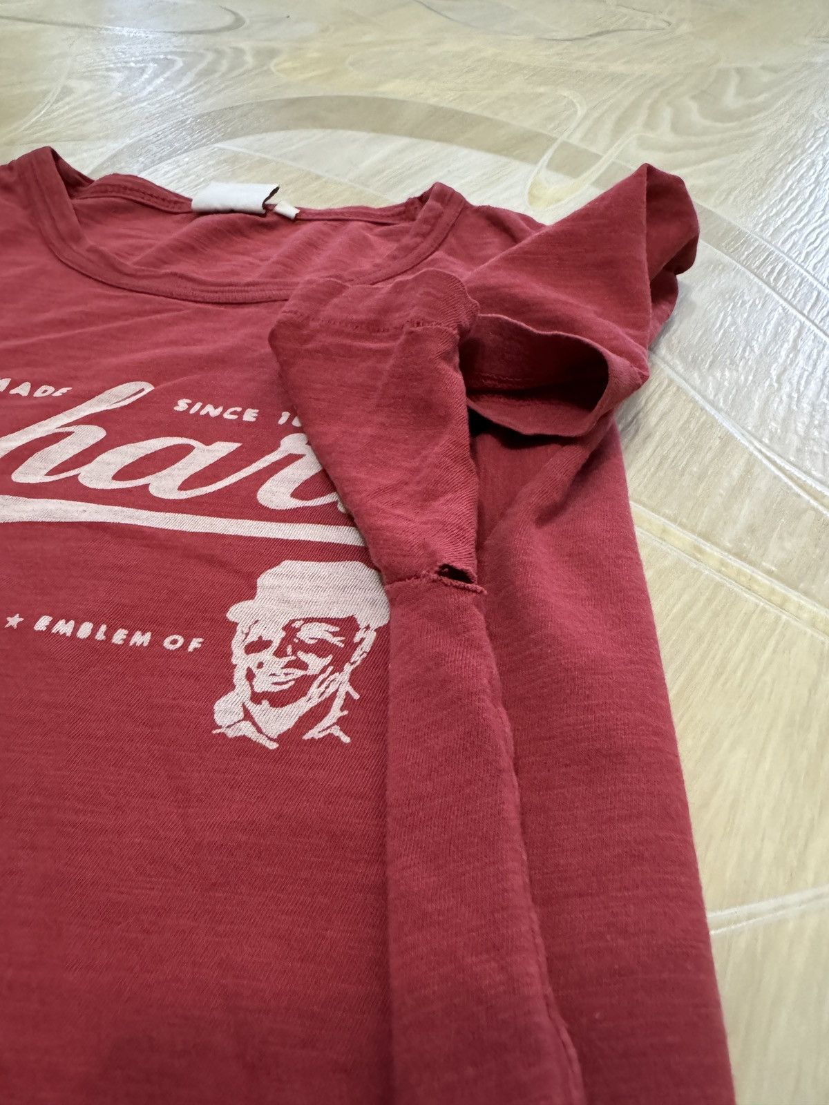 Carhartt Carhartt Union Made red big logo vintage distressed tee Size US S / EU 44-46 / 1 - 12 Thumbnail