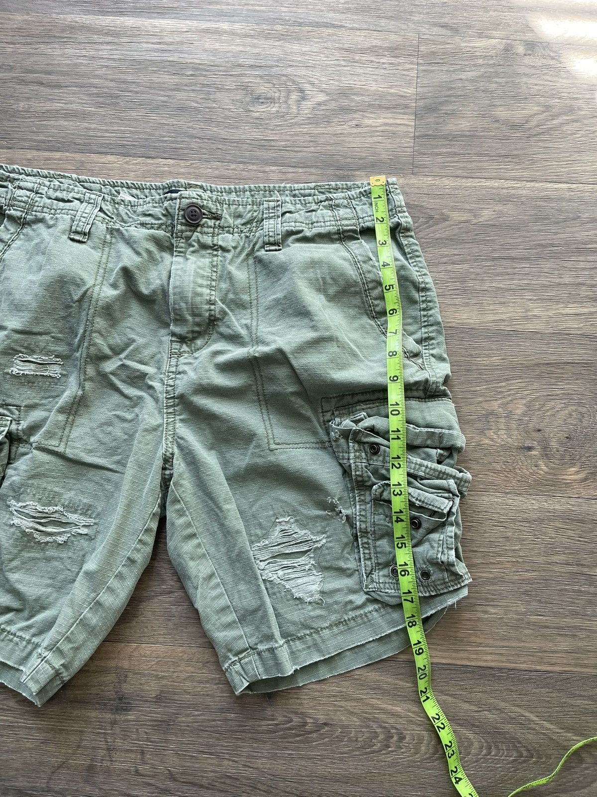 Aeropostale Thrashed/ Distressed Green Cargo Shorts Size US 36 / EU 52 - 6 Thumbnail