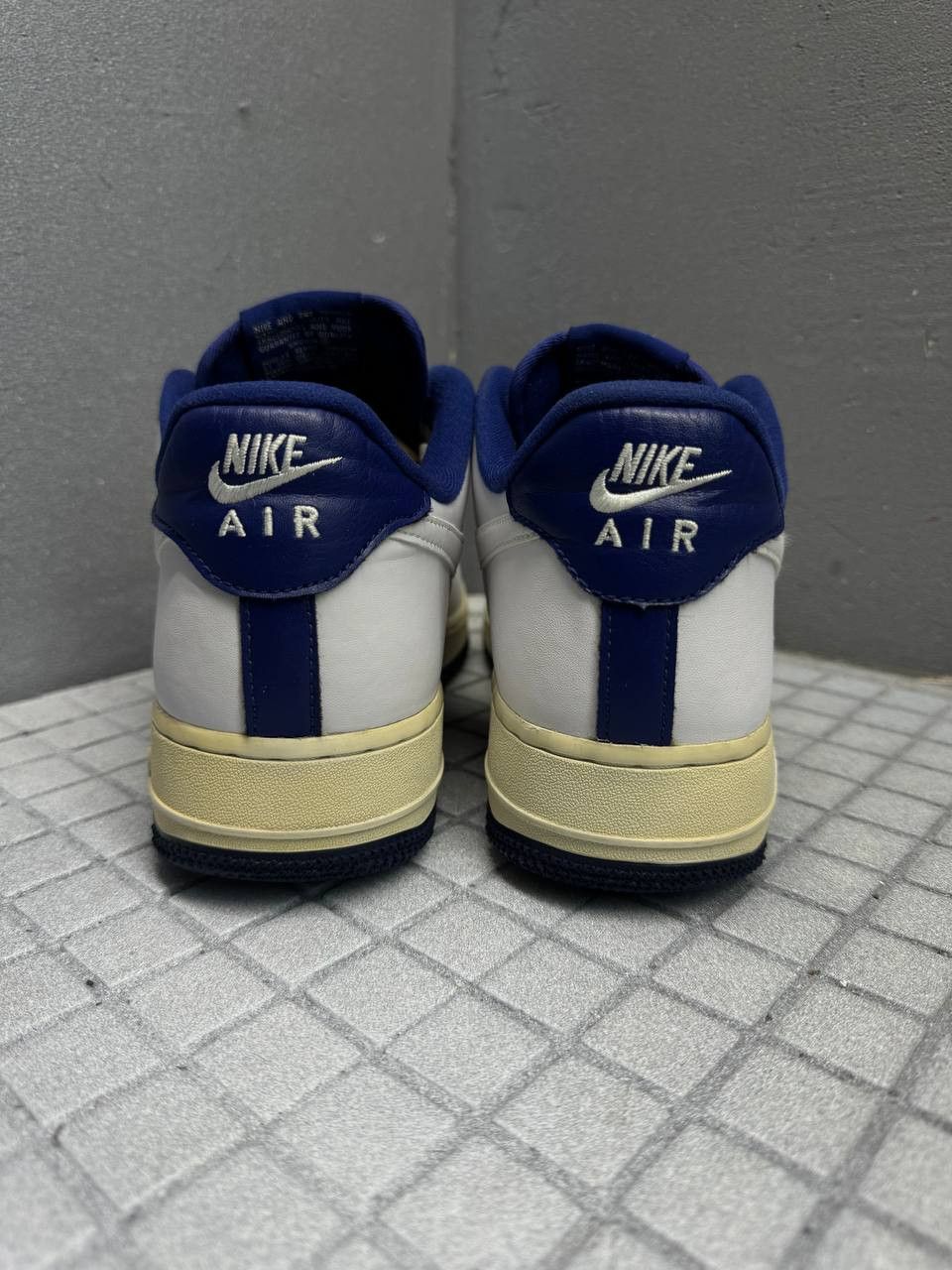 Nike Nike AF1 Low '07 Leather LE Size US 8 / EU 41 - 4 Thumbnail