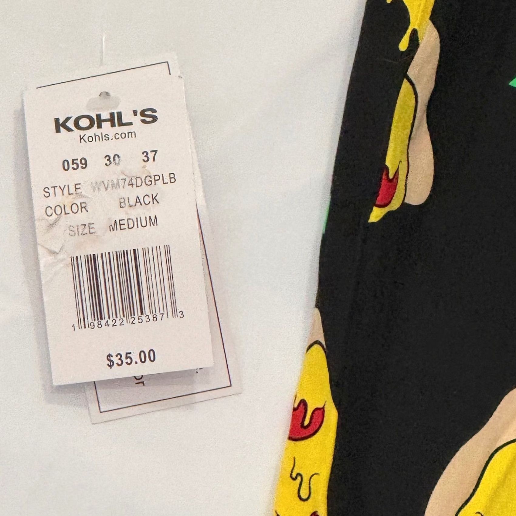 Vintage Bioworld Mens M Button Down Shirt Black Pizza Print Rayon Novelty Breathable NWT Size US M / EU 48-50 / 2 - 4 Thumbnail