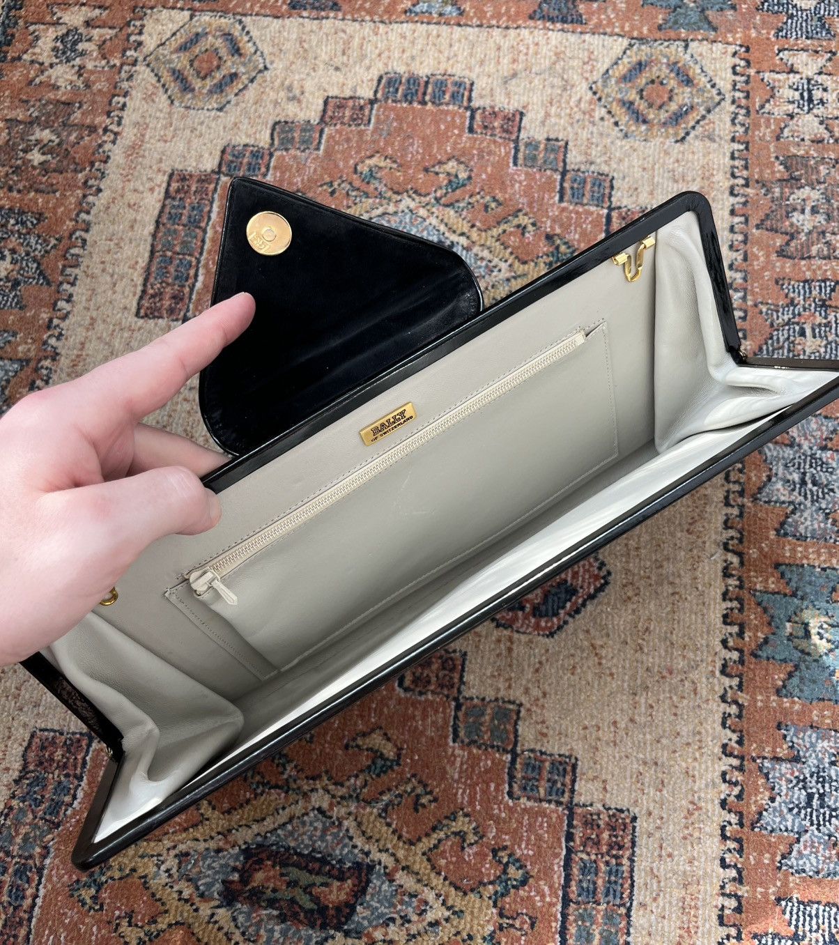 Bally × Vintage Vintage Bally Black Leather & Suede Clutch Bag Size ONE SIZE - 4 Thumbnail