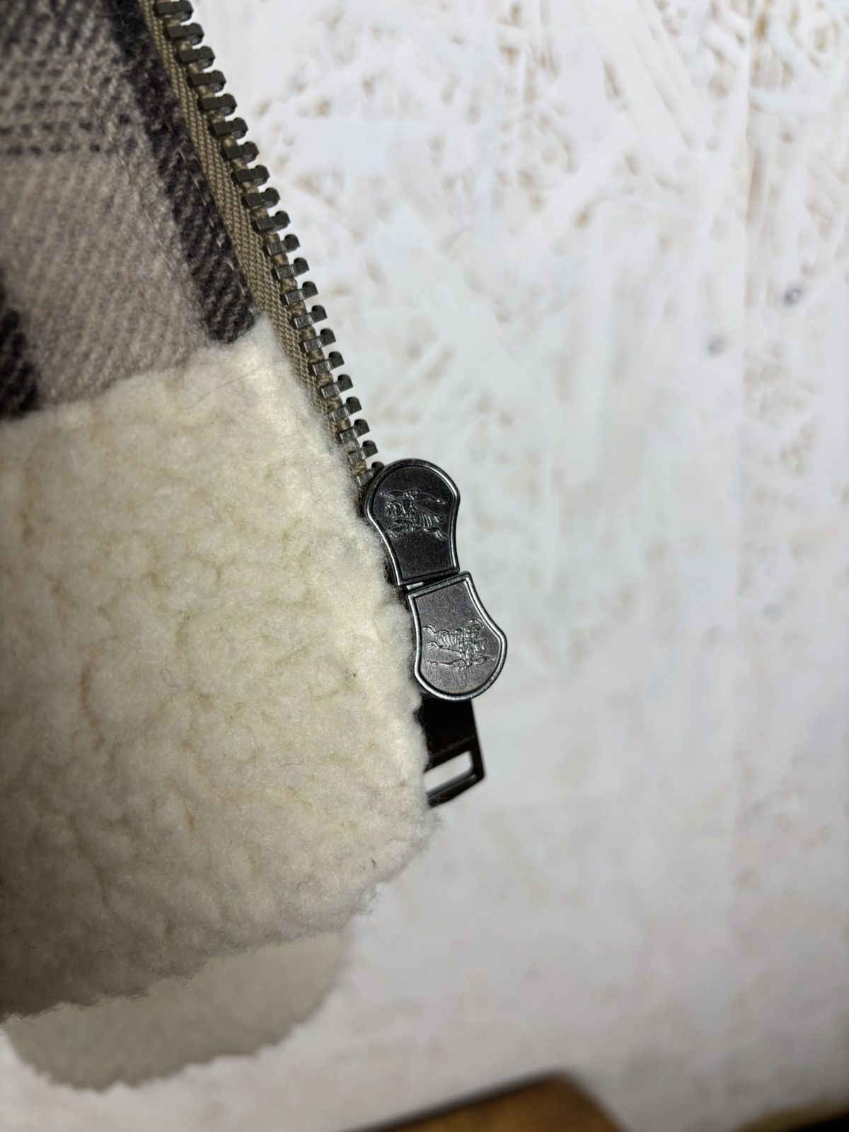 Burberry Burberry Wool Nova Check Shearling Jacket UK 14 USA 12 IT 46 Size L / US 10 / IT 46 - 11 Thumbnail