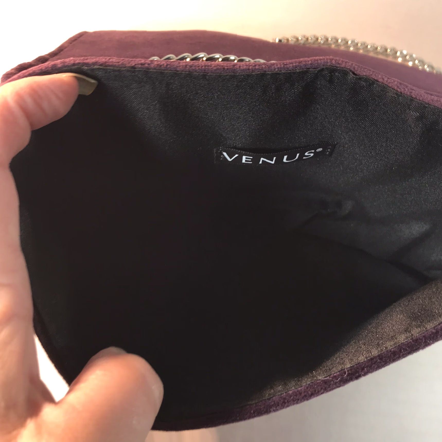 Venus VENUS Plum Velvet Small Shoulder Bag with Chain Strap and Rhinestones - Elegant Retro Design for Women Size ONE SIZE - 3 Thumbnail