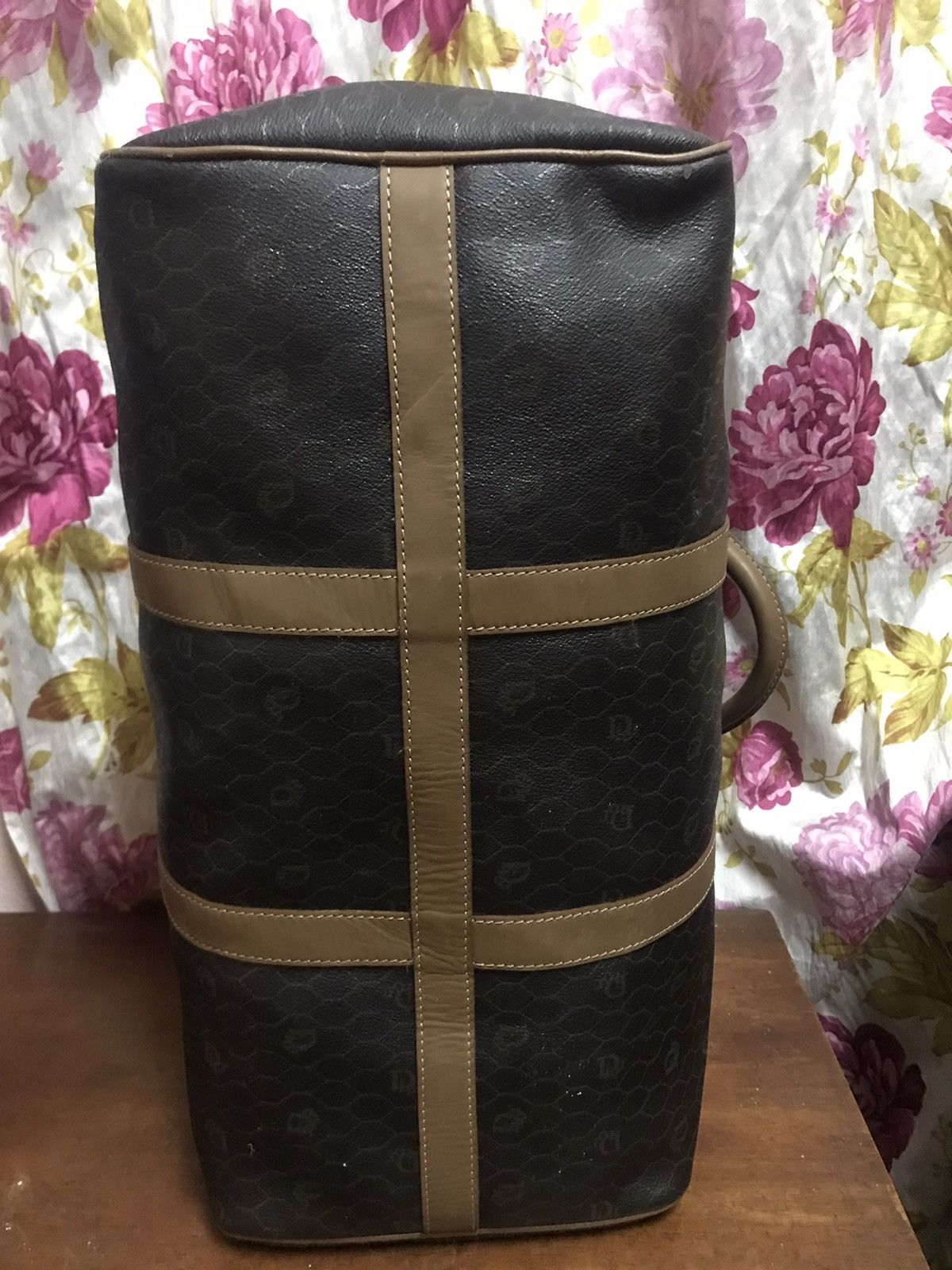 Christian Dior Monsieur Authentic Christian Dior Brown Honeycomb Camvas Travel Bag Size ONE SIZE - 9 Thumbnail