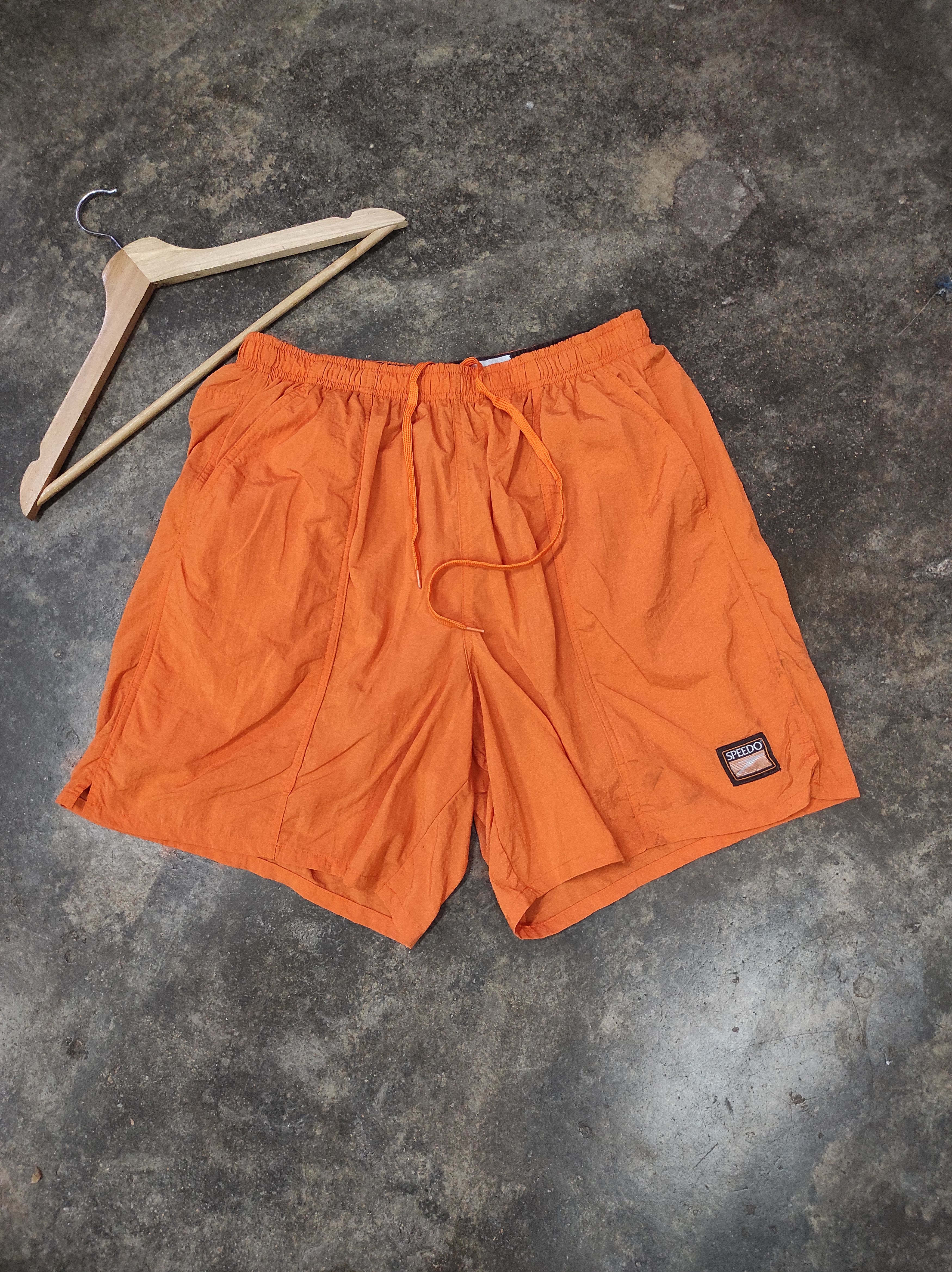Speedo SPEEDO WITH WATERPROOF POCKET SHORT PANTS Size US 33 - 2 Thumbnail