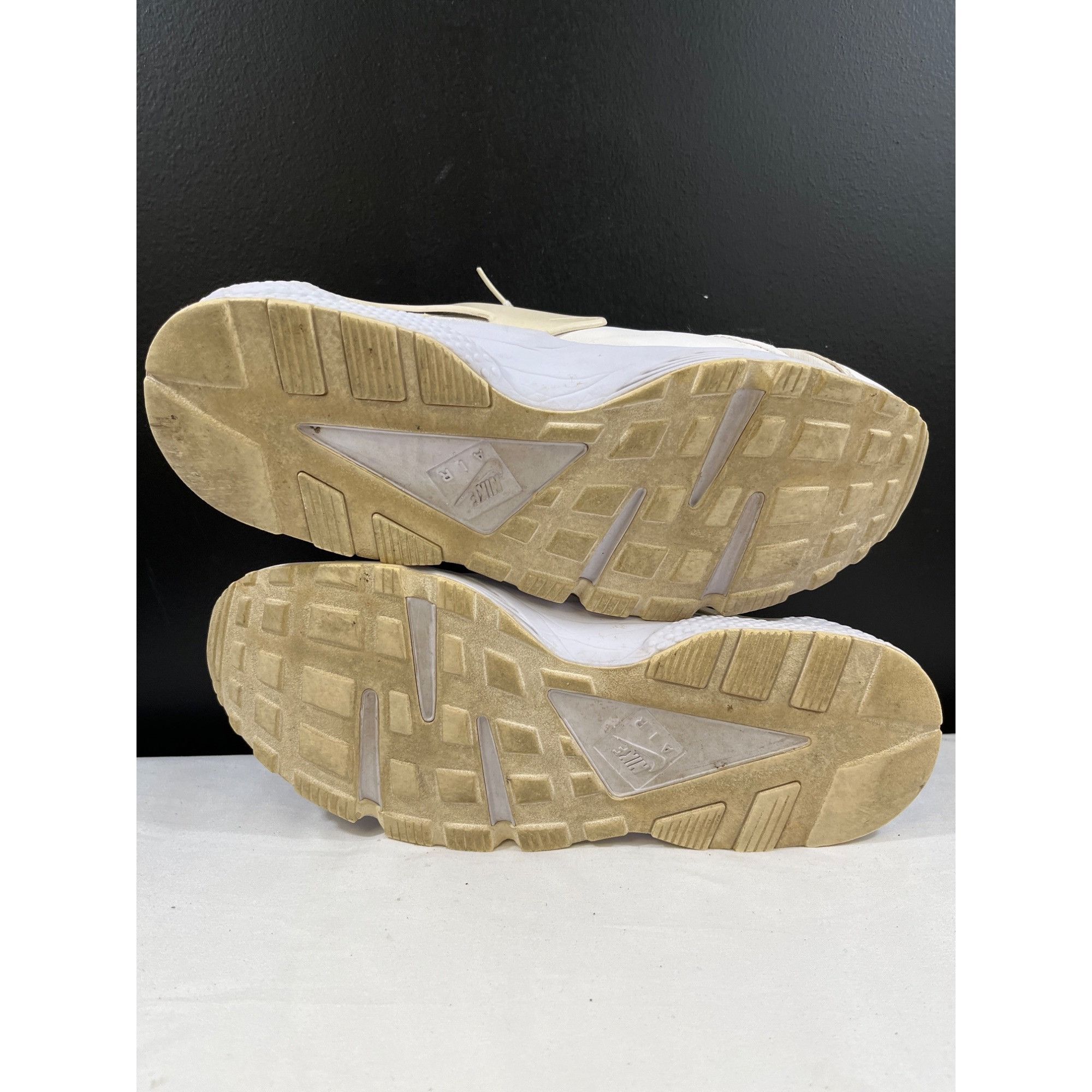 Nike Nike Air Huarache Mens Beige Running Sneakers Size 12 SKU 65 Size US 12 / EU 45 - 3 Thumbnail