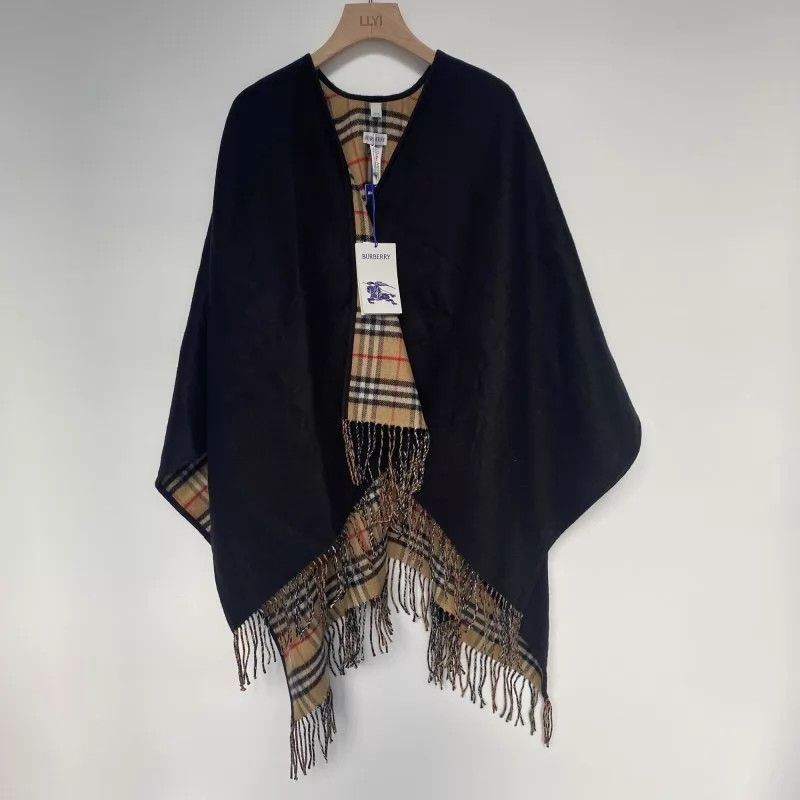 Burberry Burberry Black Shawl Coat 130x130cm Size ONE SIZE - 1 Thumbnail