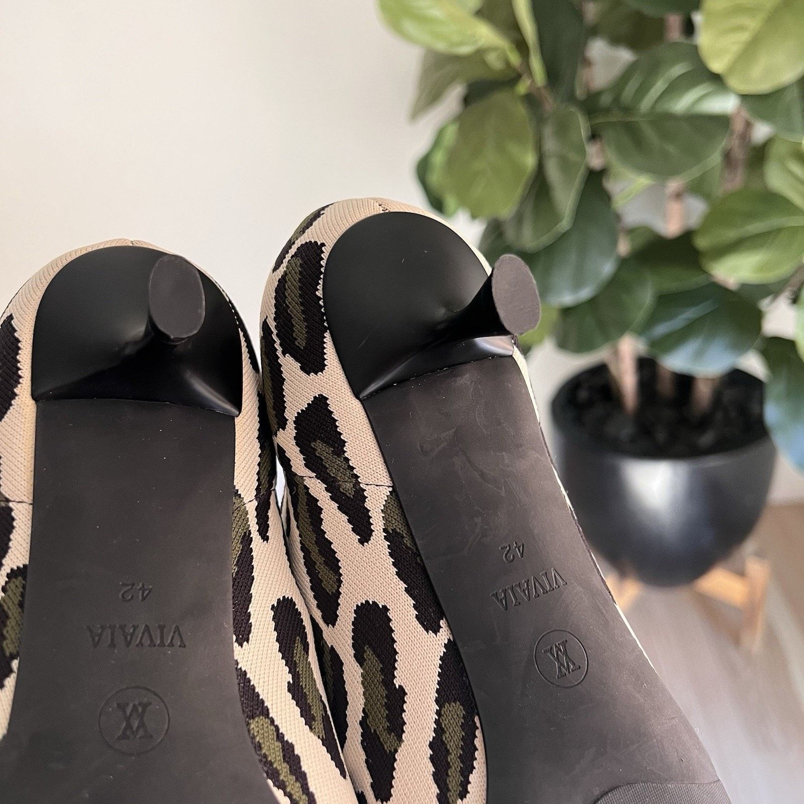 Other NEW Vivaia Stella Kitten Heel Pointed Toe 41 EU/10 US Size US 10 / IT 40 - 5 Thumbnail