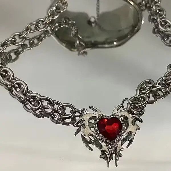 Japanese Brand Korea New Red Zircon Love Pendant Necklace Size ONE SIZE - 1 Thumbnail