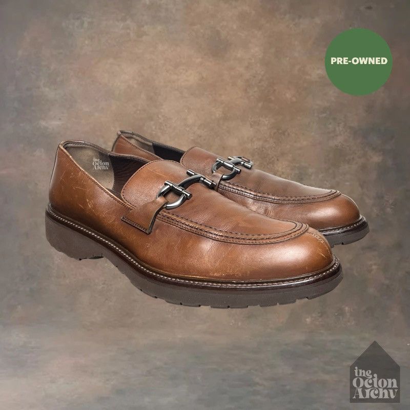 Salvatore Ferragamo Gancini Plaque Loafers 'Brown' 10132