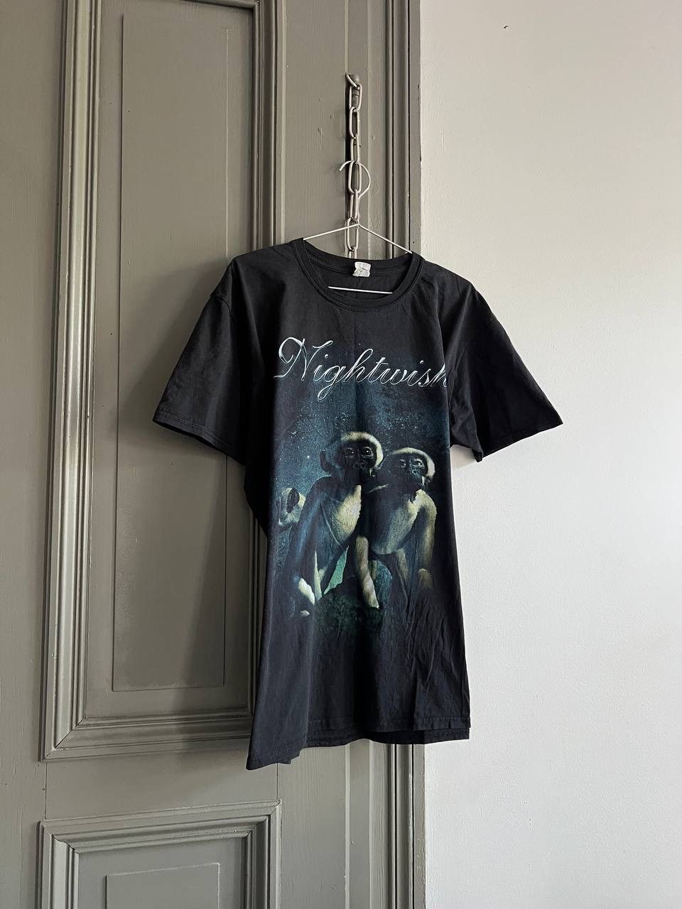 Anvil × Gildan × Vintage Vintage Gildan Nightwish Band Monkey Print Tee Rock Size US XL / EU 56 / 4 - 2 Thumbnail