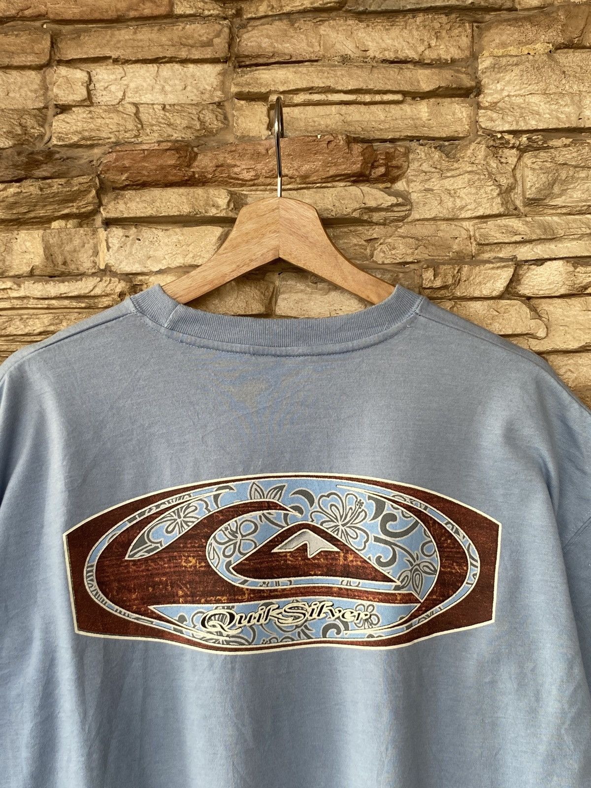 Quiksilver Vintage 90s Quiksilver Backhit Logo Surfing Tees Size US L / EU 52-54 / 3 - 3 Thumbnail