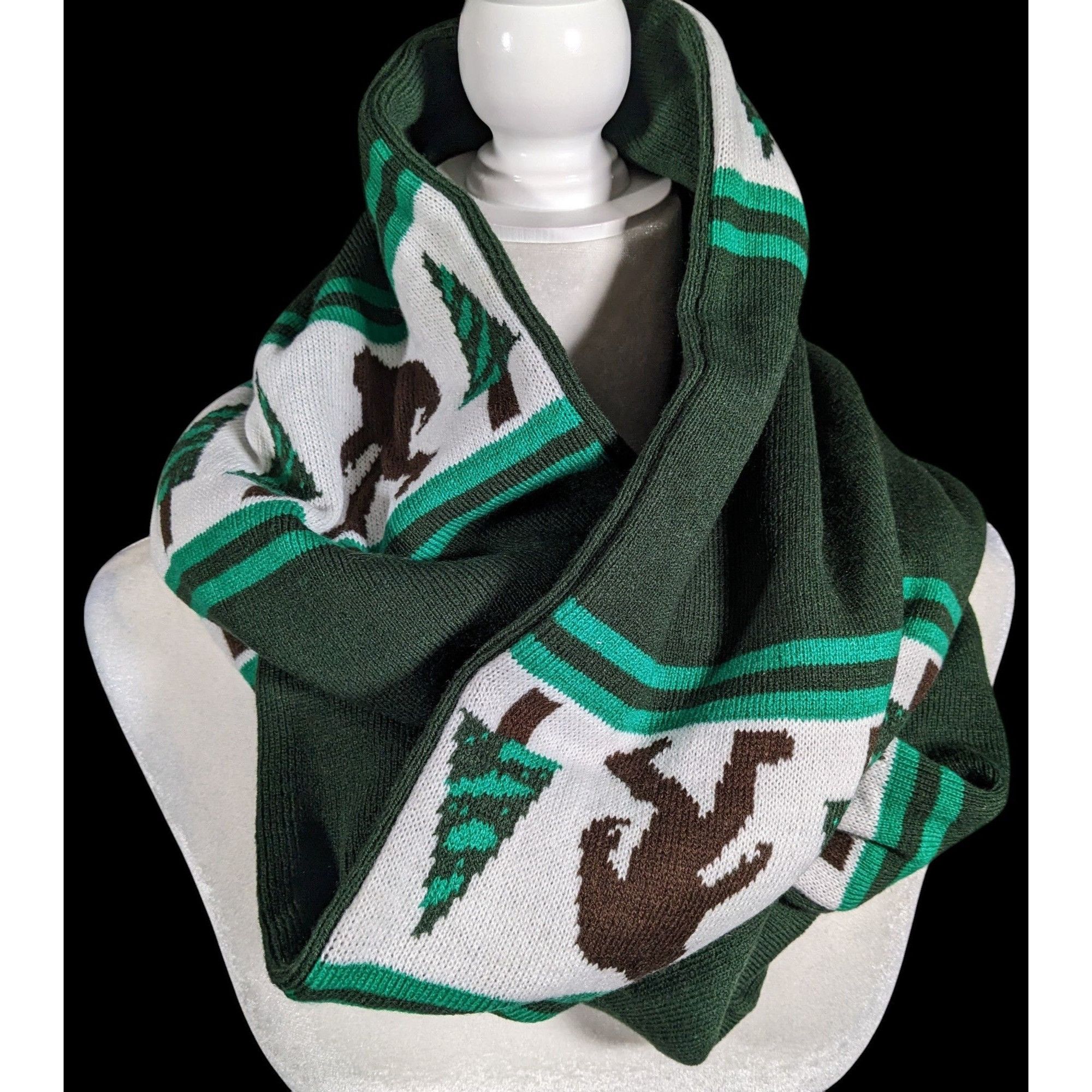 KAVU Kavu Sasquatch Arlo Green Infinity Scarf Size ONE SIZE - 3 Thumbnail