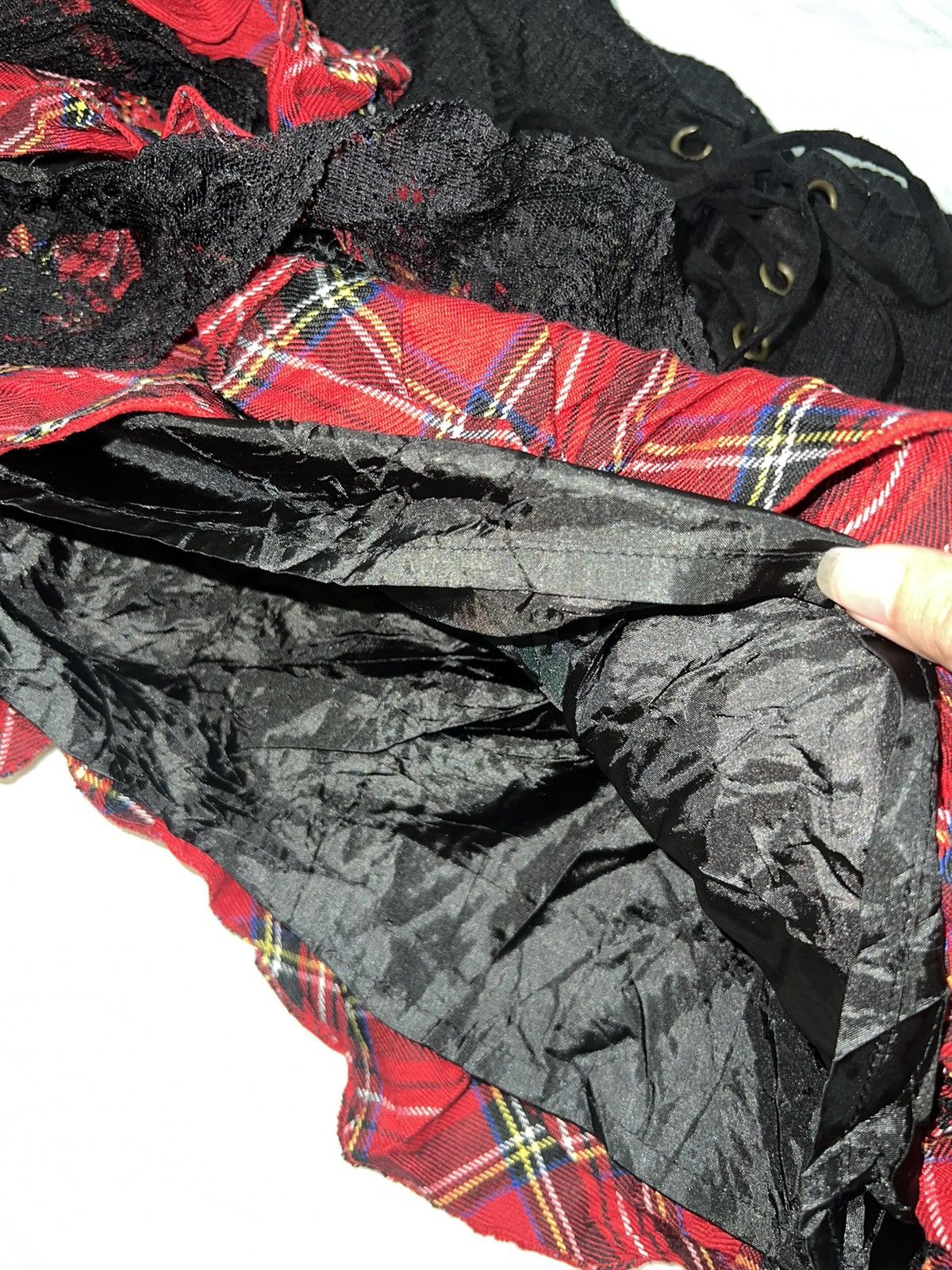 Japanese Brand Red Tartan iconic mini skirt 🥀🧛🏻‍♀️ Size 27" / US 4 / IT 40 - 6 Thumbnail