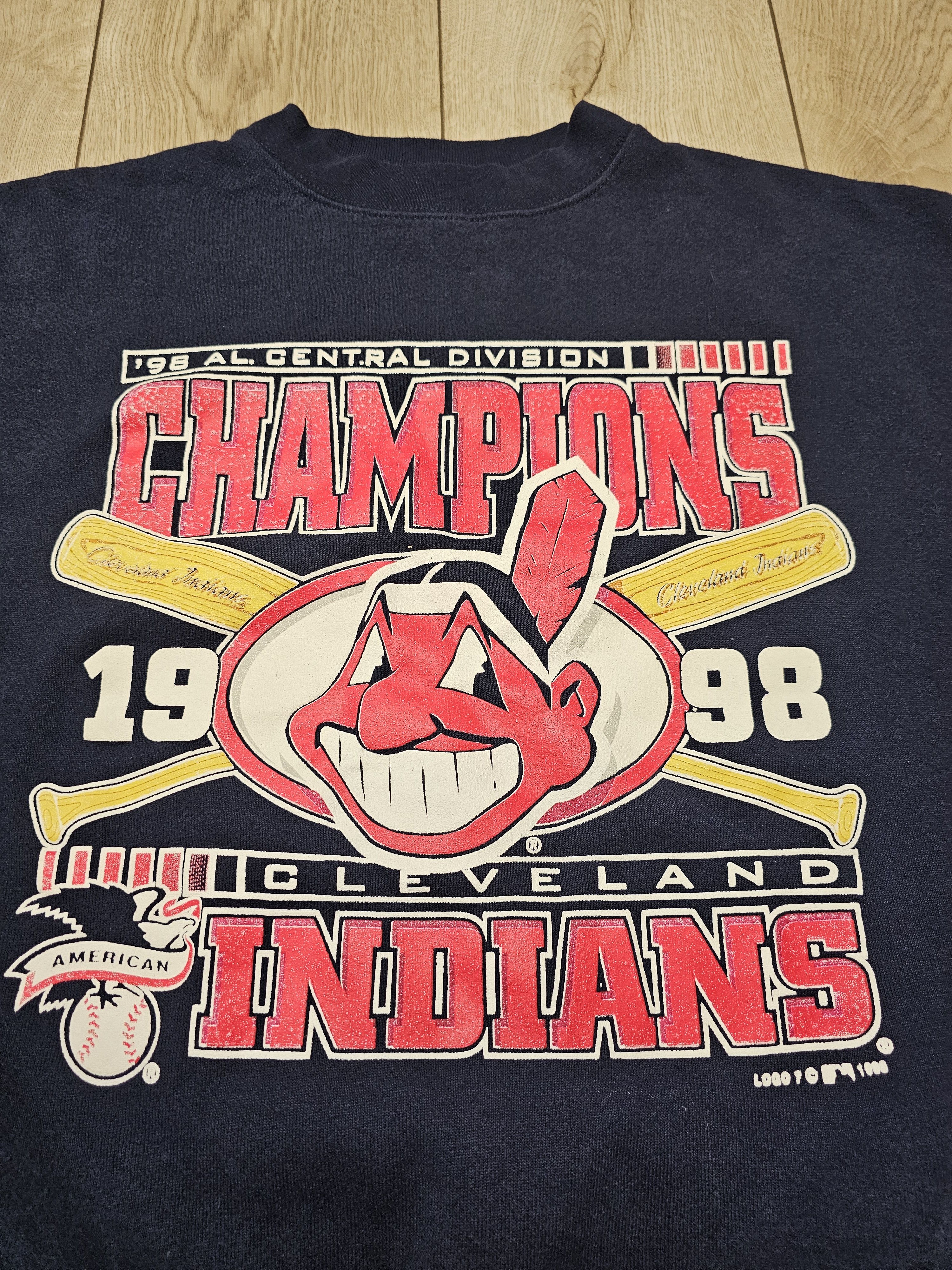 Vintage VINTAGE CLEVELAND INDIANS CHAMPIONS 1998 BASEBALL SWEATSHIRT Size US L / EU 52-54 / 3 - 3 Thumbnail