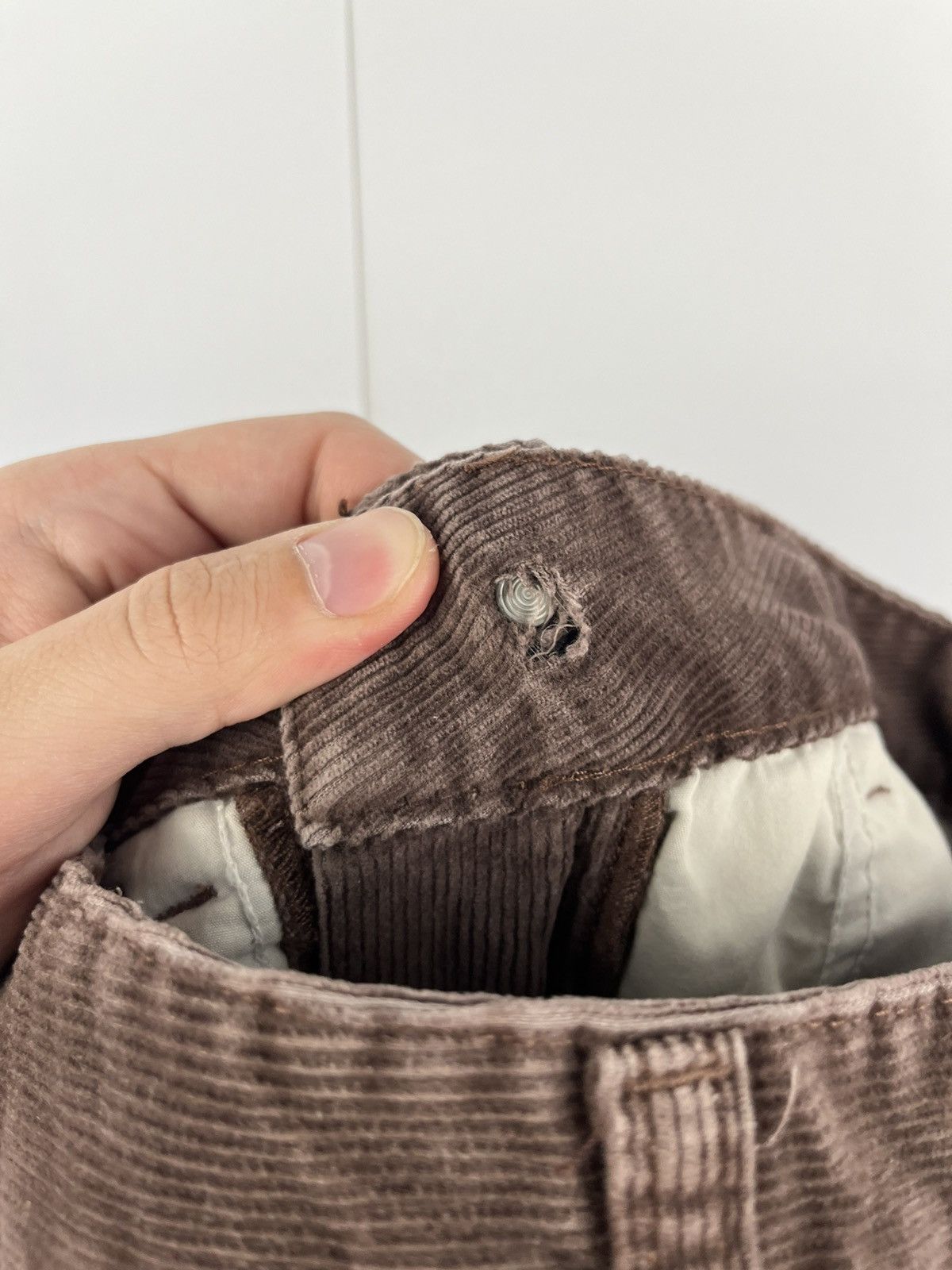 Acne Studios Acne Studios Velvet Cotton A-Pant Cord Wine Pants Size 34" / US 12 / IT 48 - 10 Thumbnail