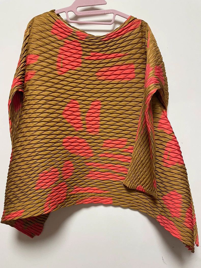 Issey Miyake ISSEY MIYAKE Pleated Fish Scale Top - dmc Size US M / EU 48-50 / 2 - 1 Thumbnail